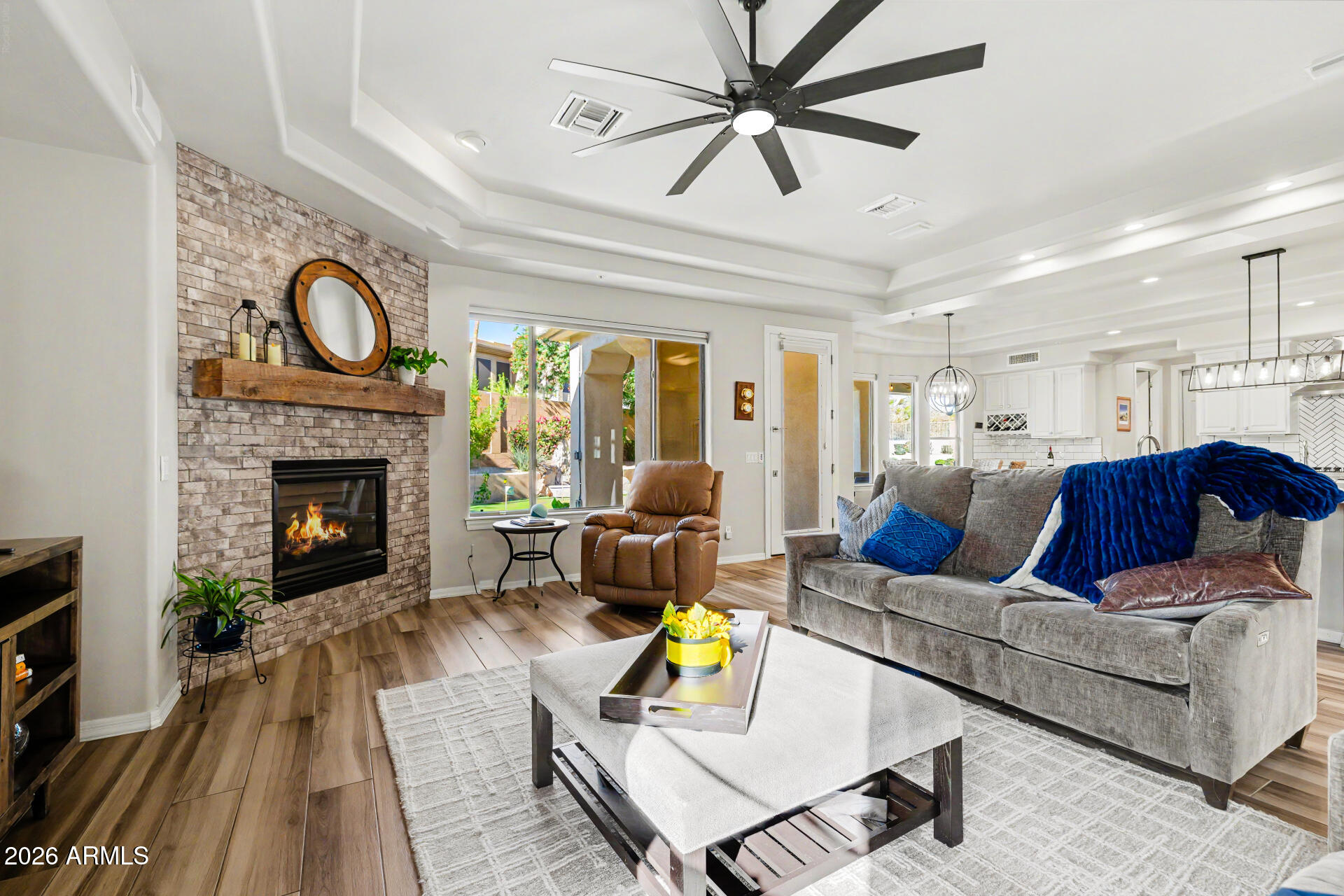 BELLA VISTA REPLAT - Residential