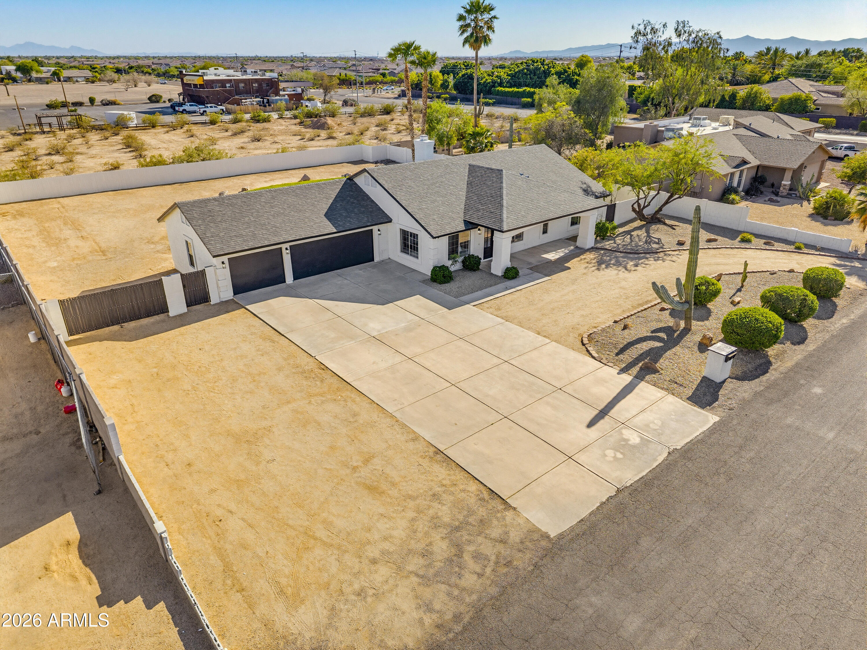 9031 W CAMINO DE ORO --