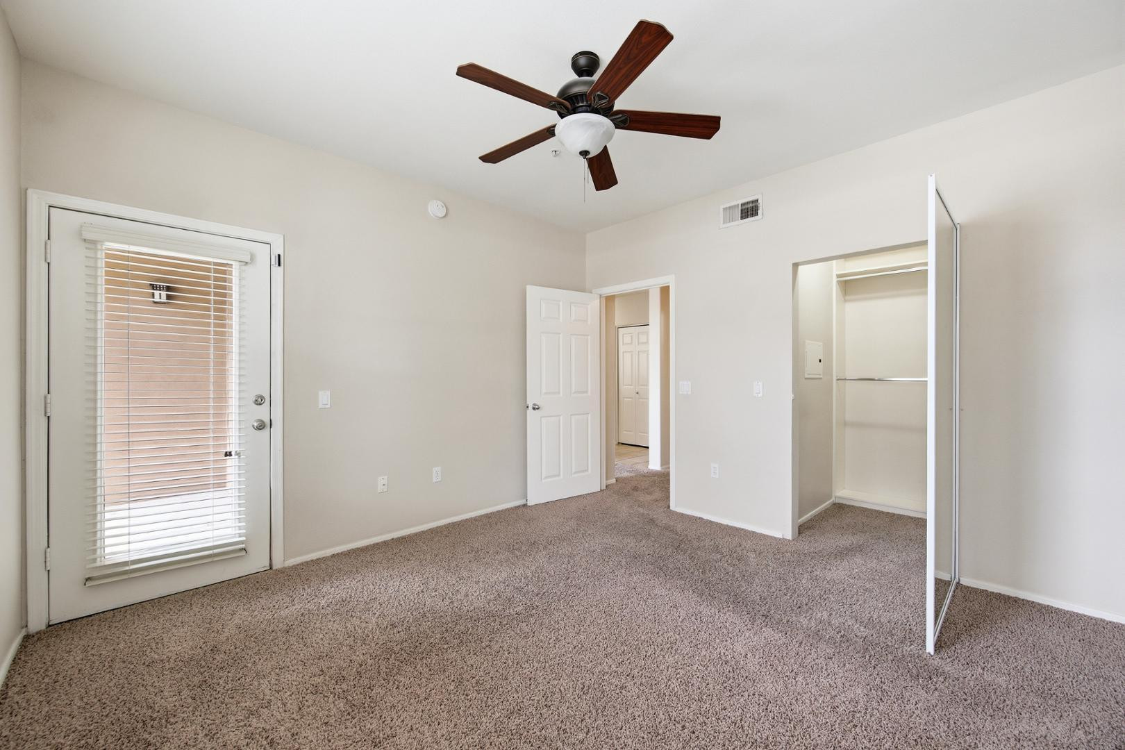 20100 N 78TH Place 1146