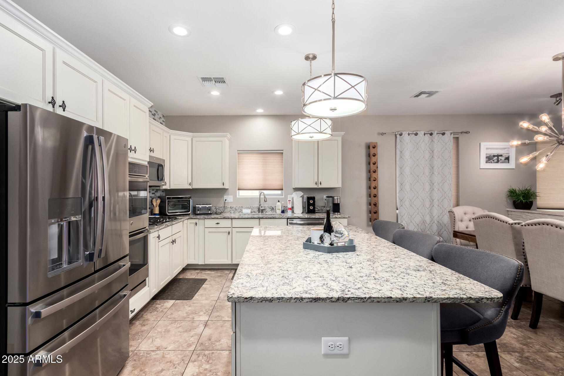 6608 W SAGUARO PARK Lane