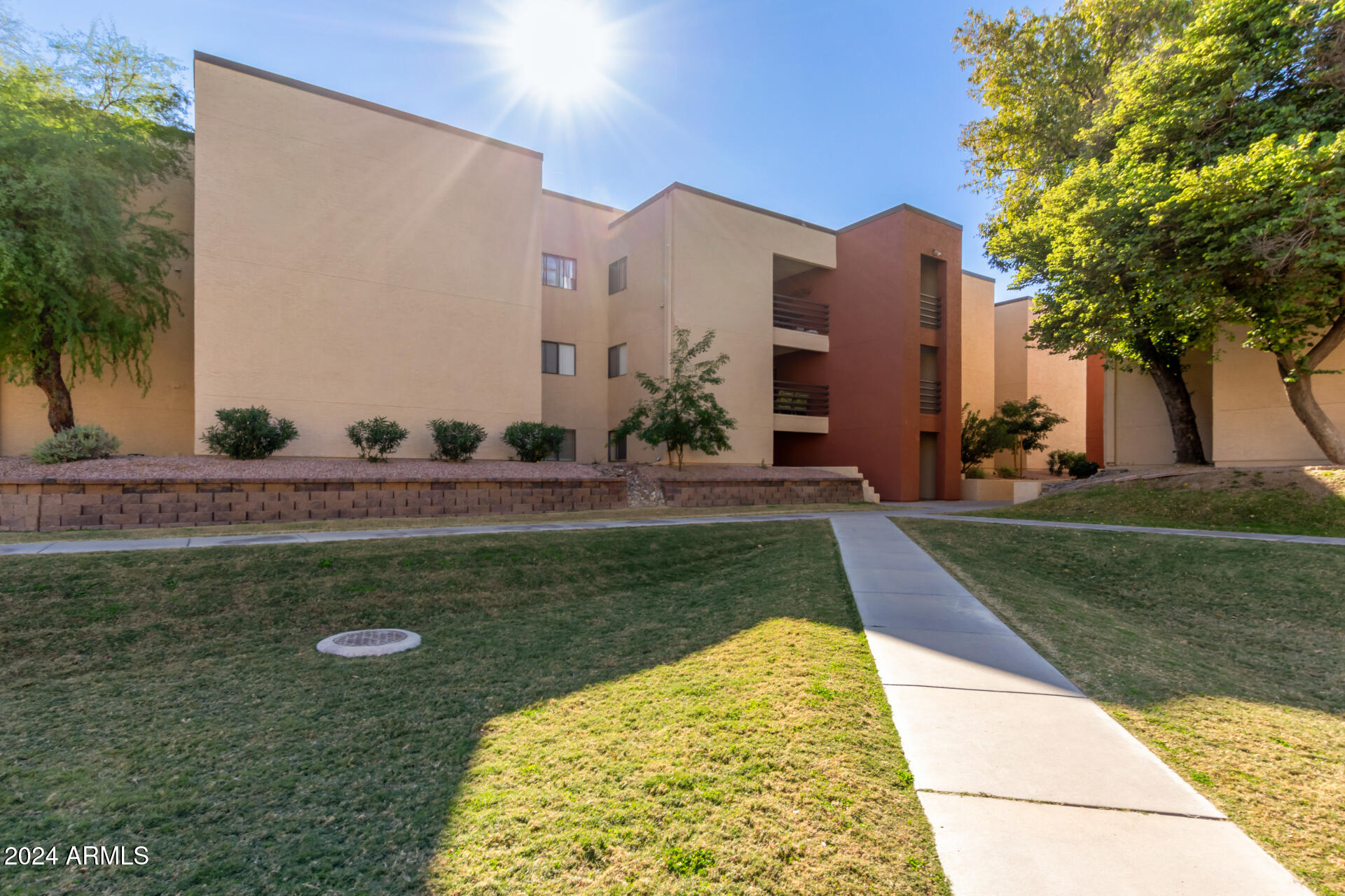 1340 N RECKER Road 131