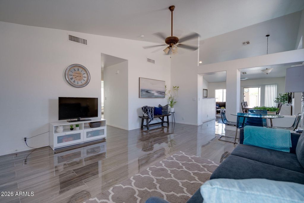 Photo of 954 W Morelos Street, Chandler, AZ 85225 (MLS # 6999209)