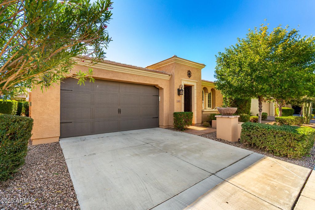 Photo of 821 E Vesper Trail, San Tan Valley, AZ 85140 (MLS # 6952146)