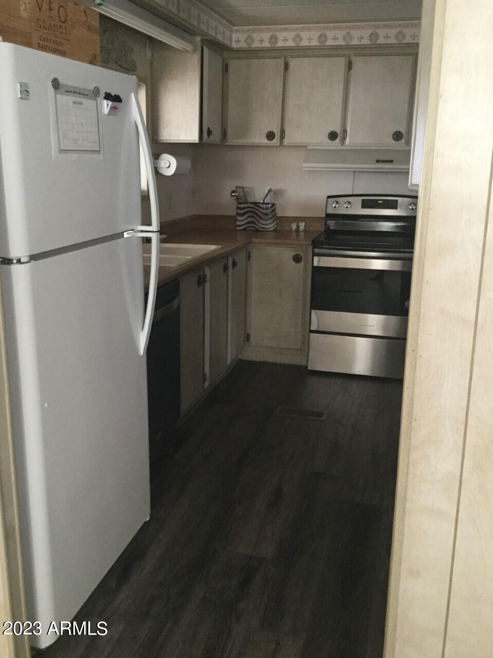 Photo 16 of 27 of 2501 W Wickenburg way Way W 145 mobile home