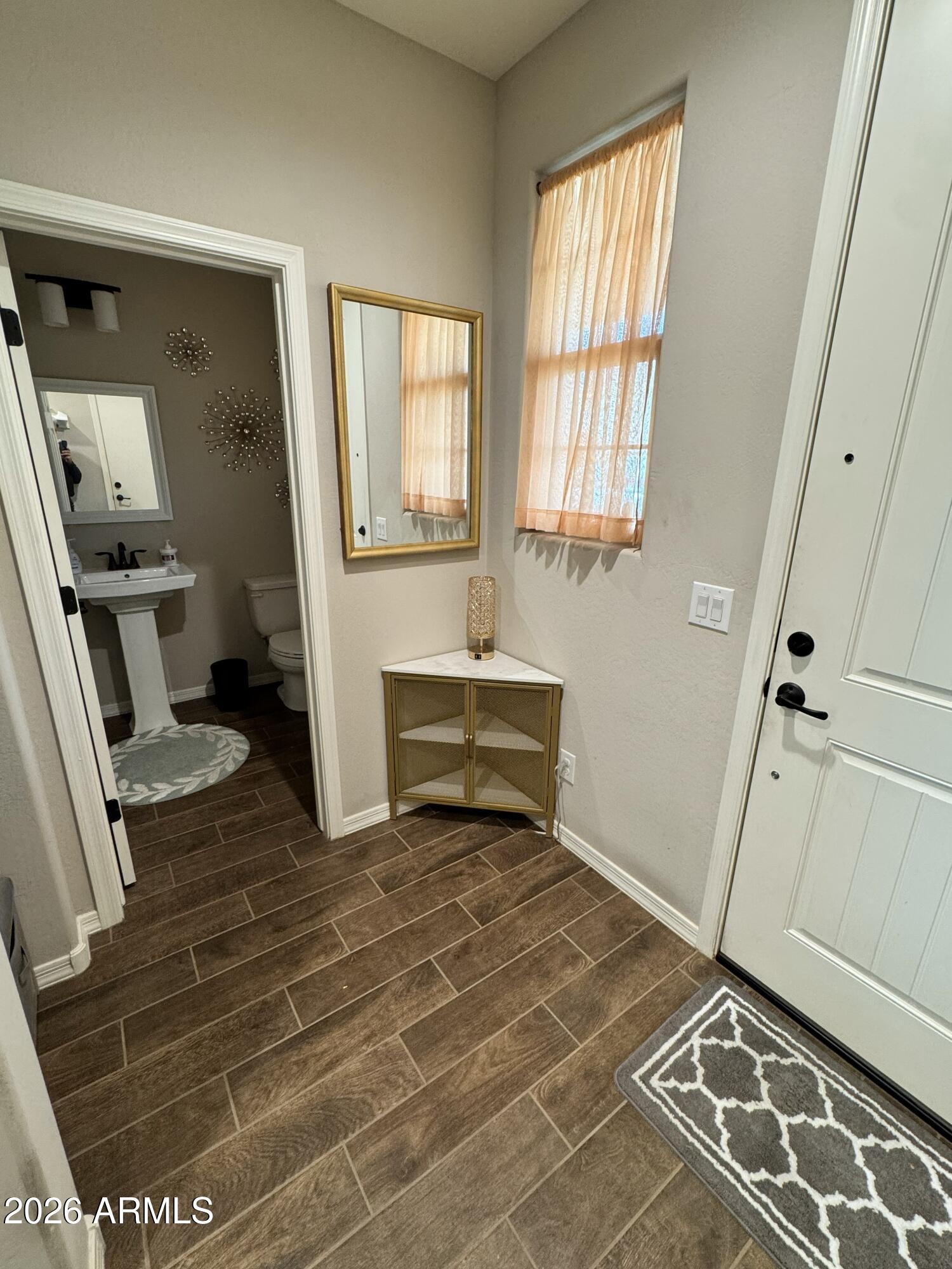 10989 W PIERCE Street