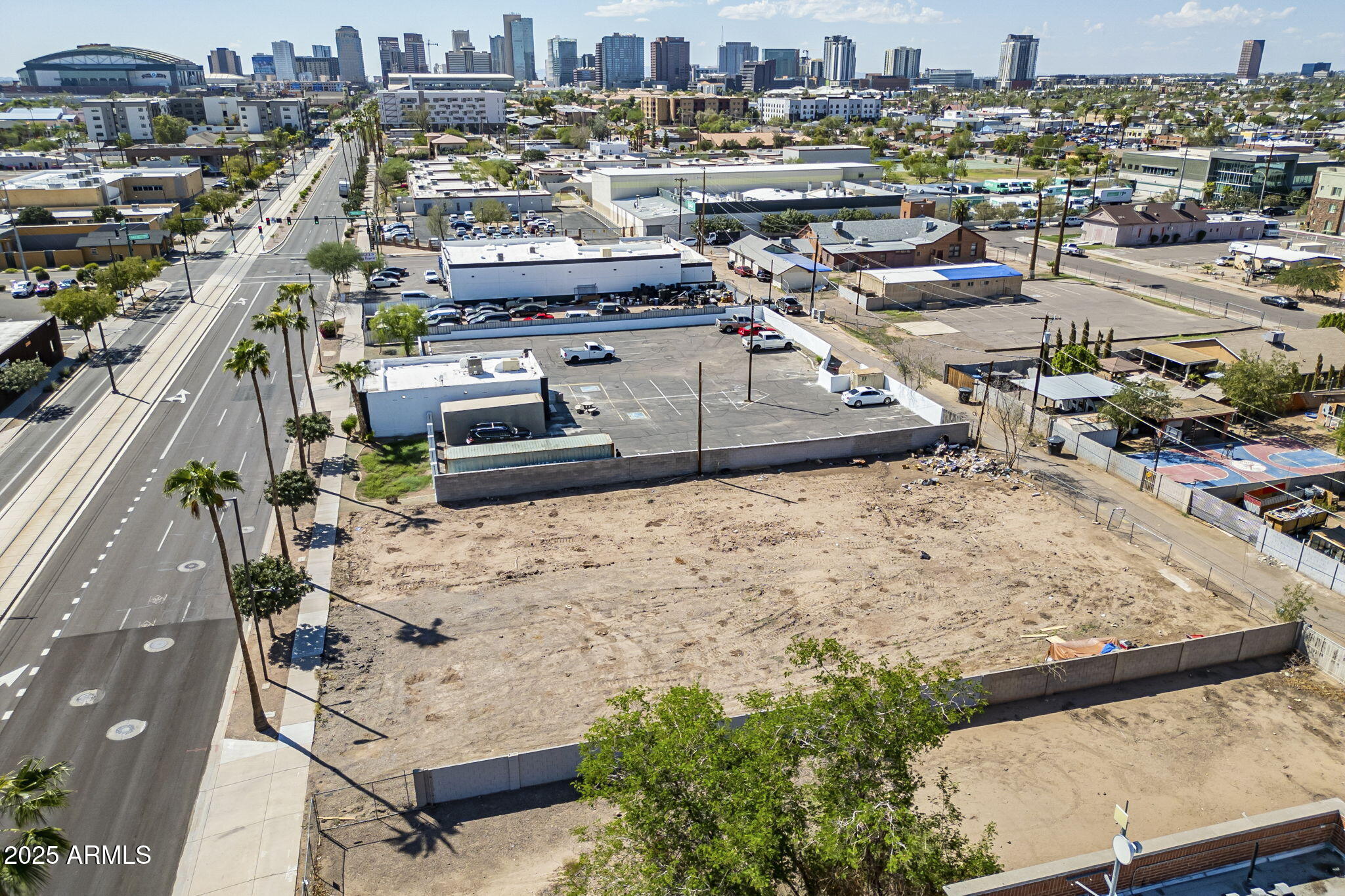 1426 E WASHINGTON Street 19 & 20