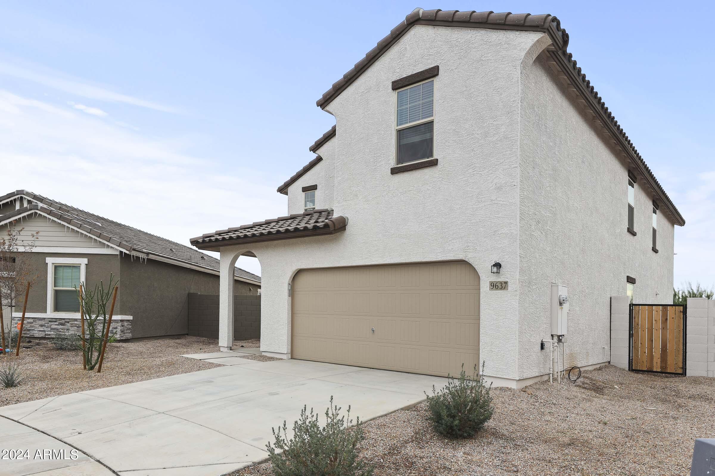 Homes 1 9637 W AGORA Lane