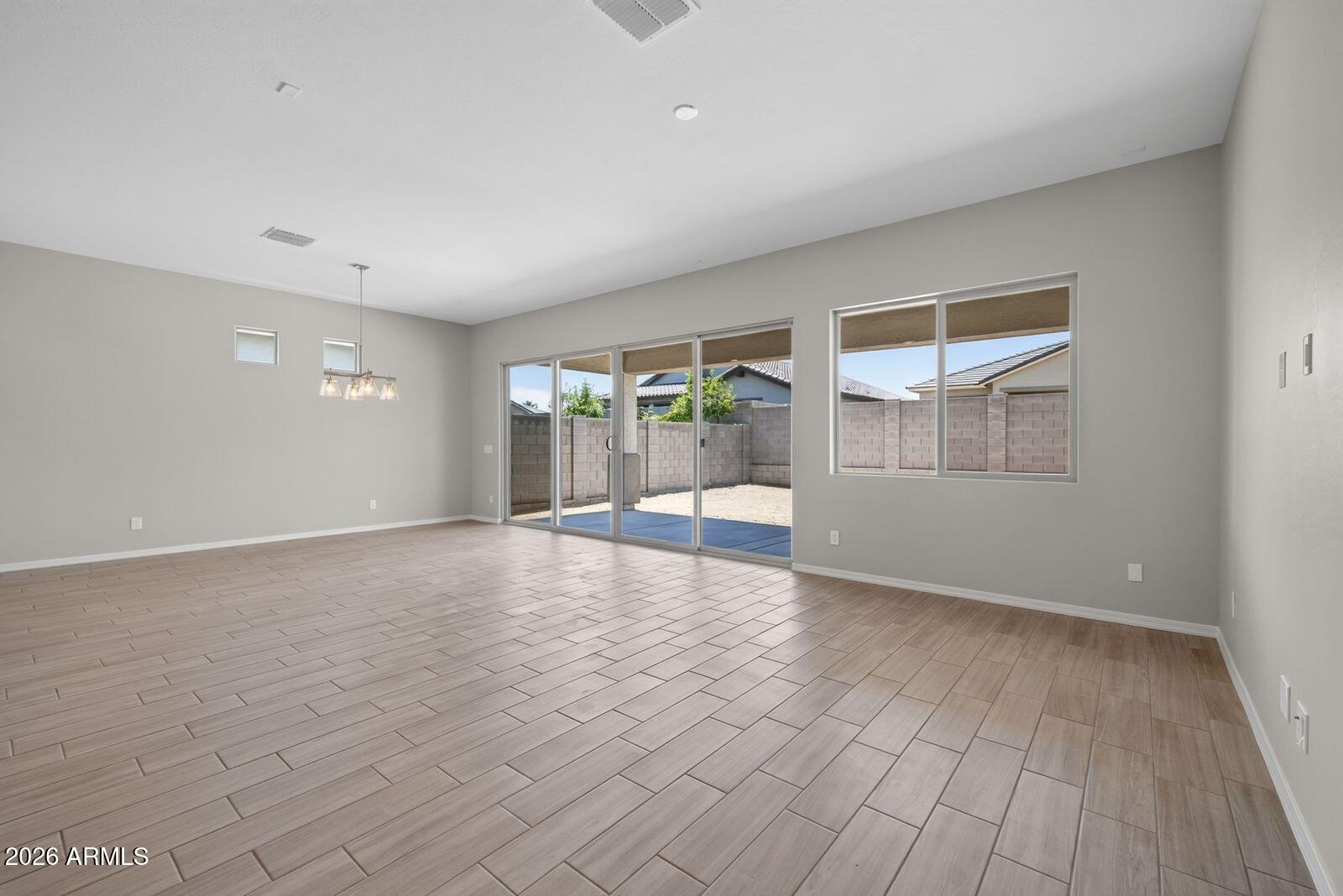 3137 W Santa Rosa Road