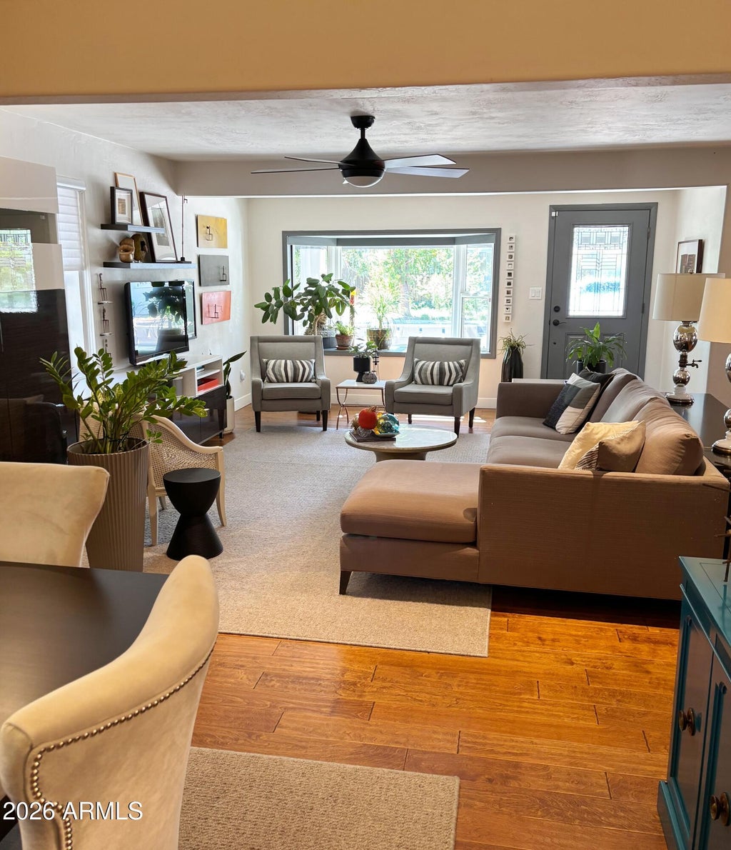 Photo of 514 W 11th Street W, Tempe, AZ 85281 (MLS # 7092116)