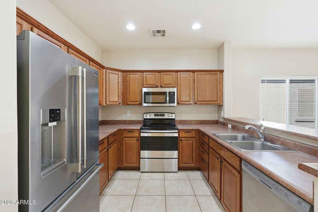 Photo of 1158 E Blackfoot Daisy Drive, San Tan Valley, AZ 85143 (MLS # 6975852)