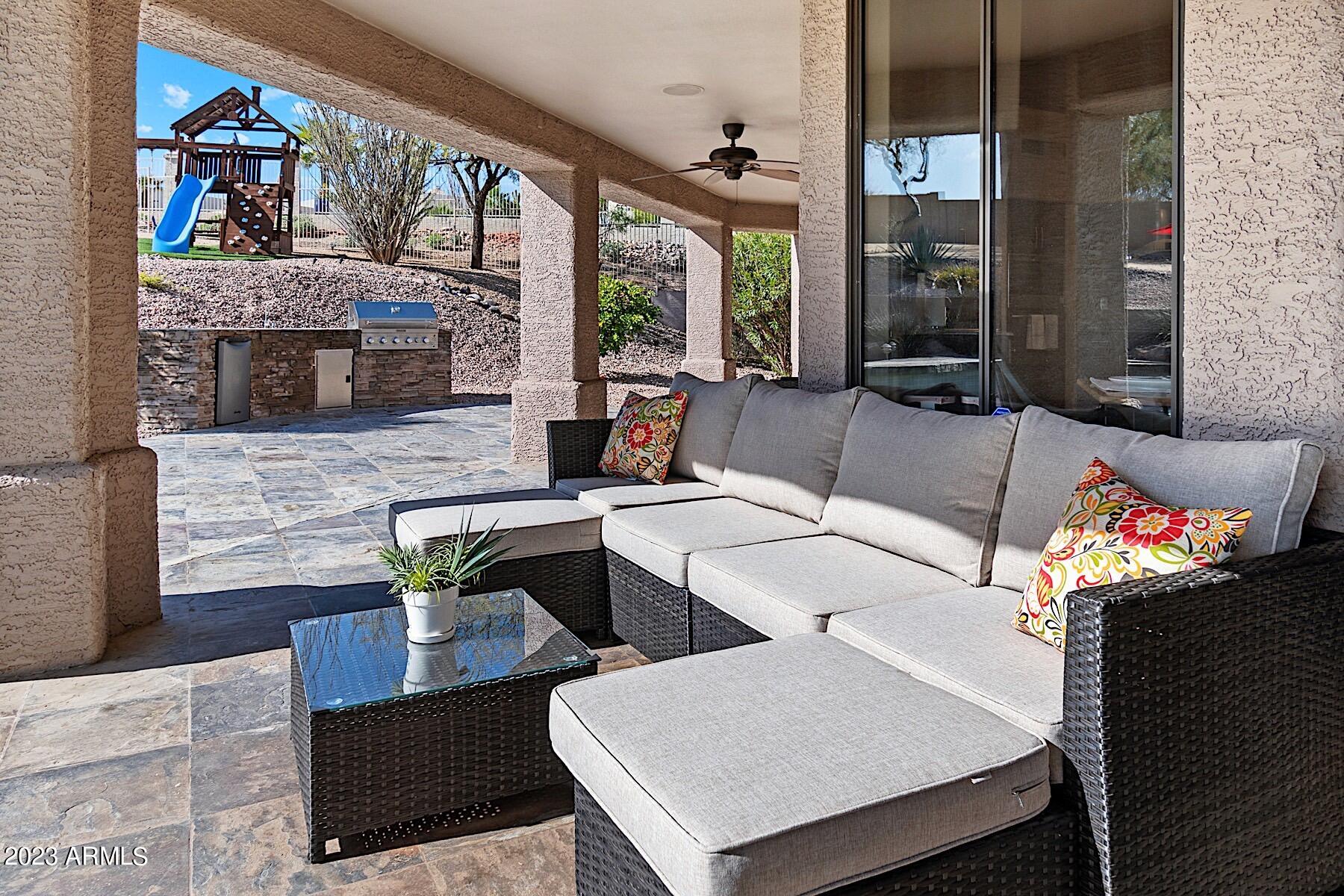 15967 E LOST HILLS Drive