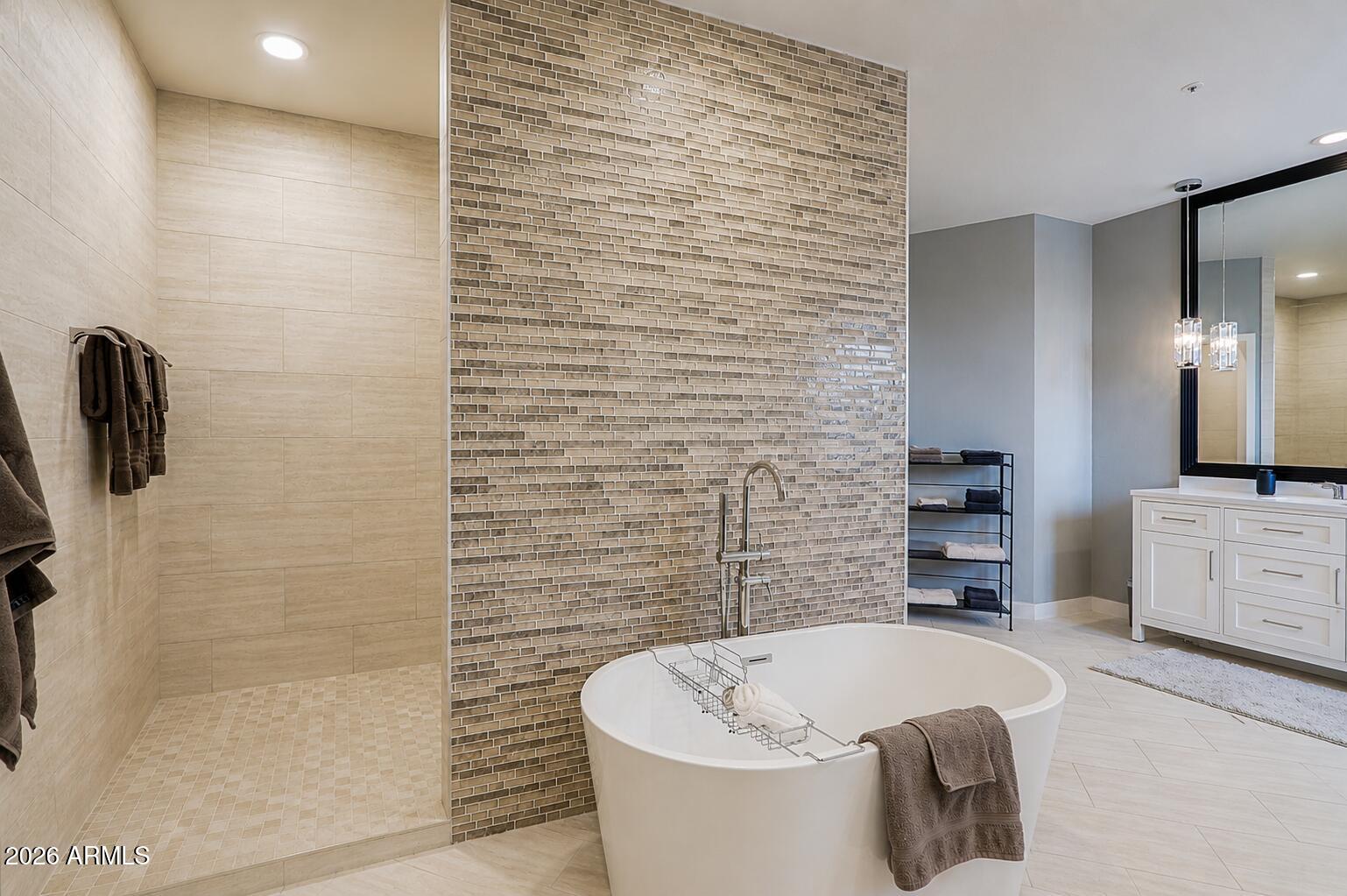 CANADA RIDGE - Residential