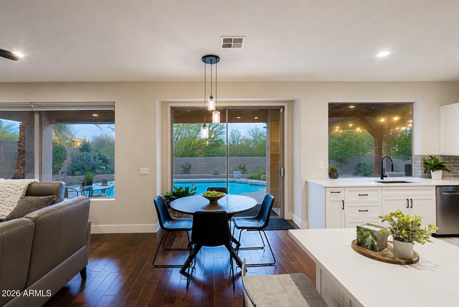 CANADA RIDGE - Residential