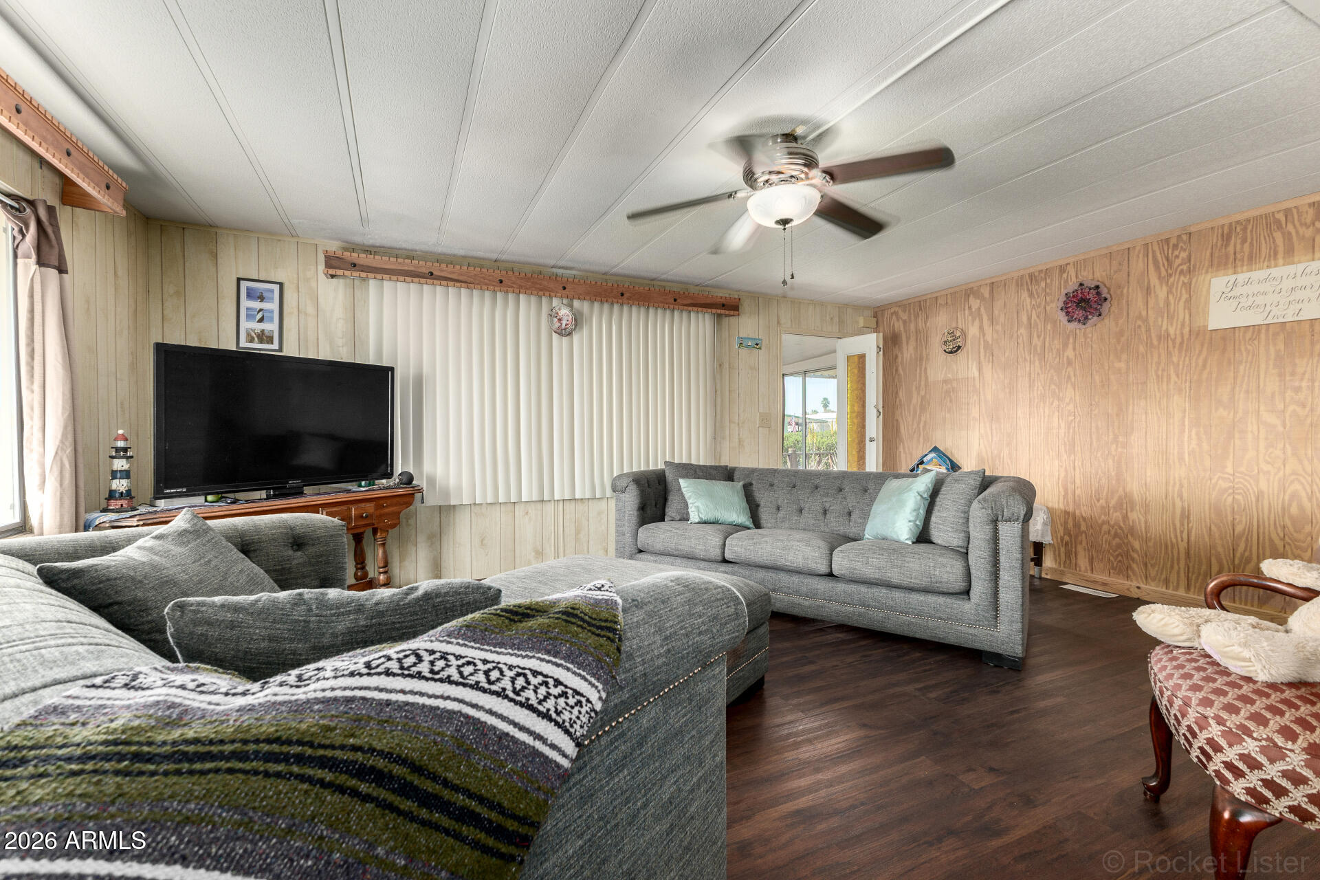 7246 E BIRCHWOOD Avenue