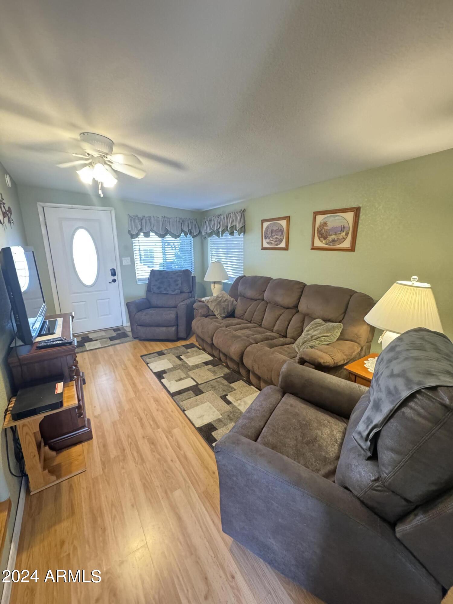 1541 W Yurok Circle
