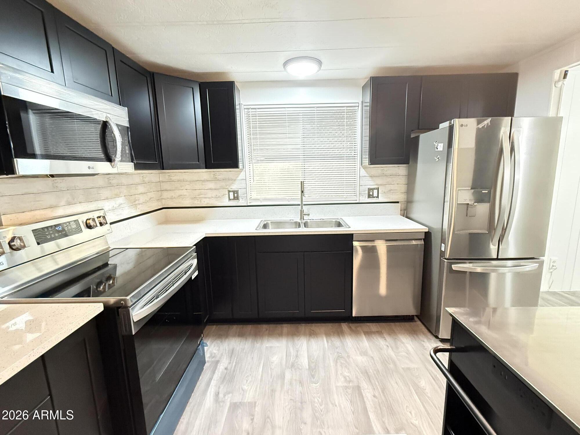 ALMA MEADOWS - Residential
