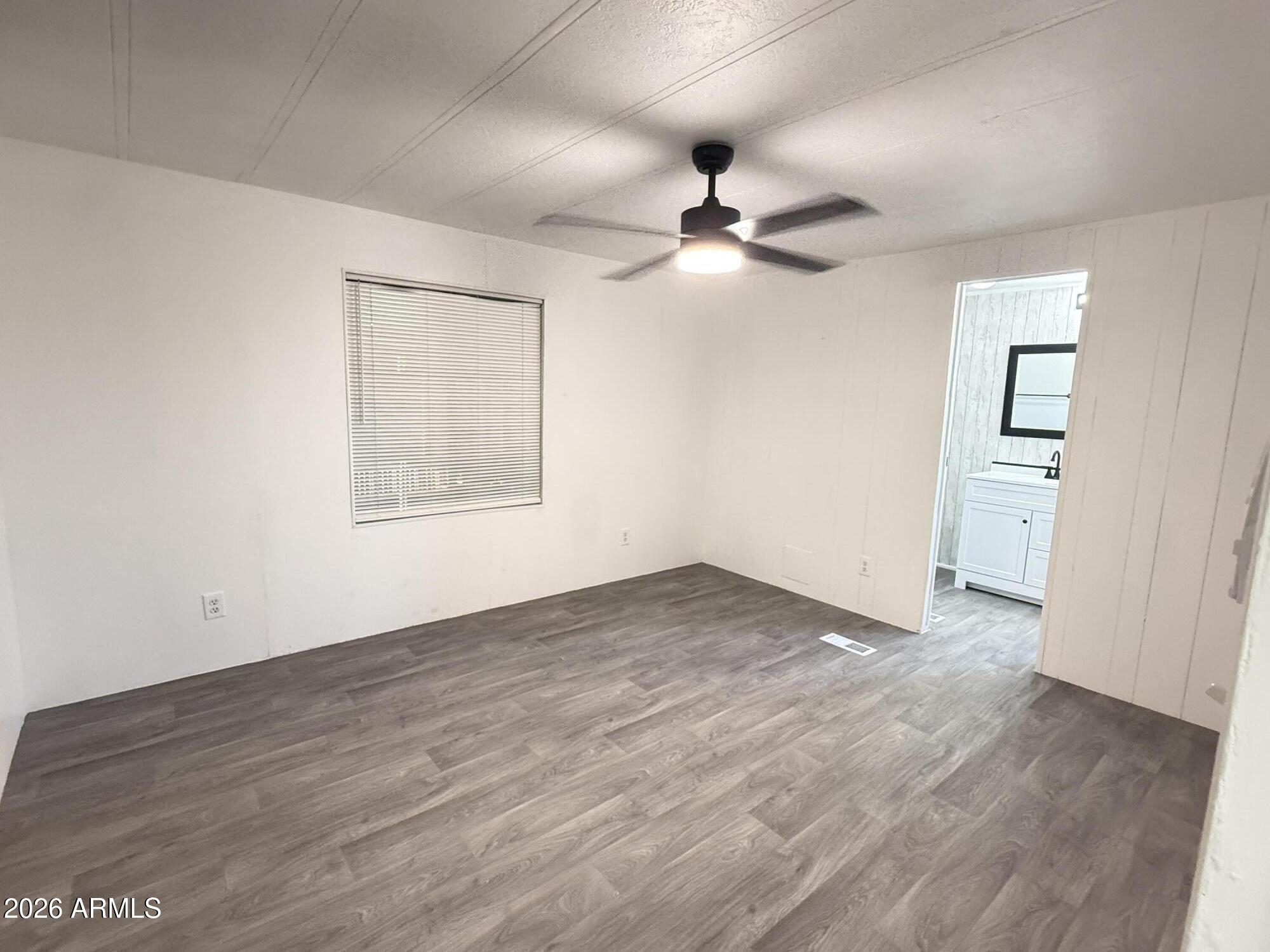 ALMA MEADOWS - Residential