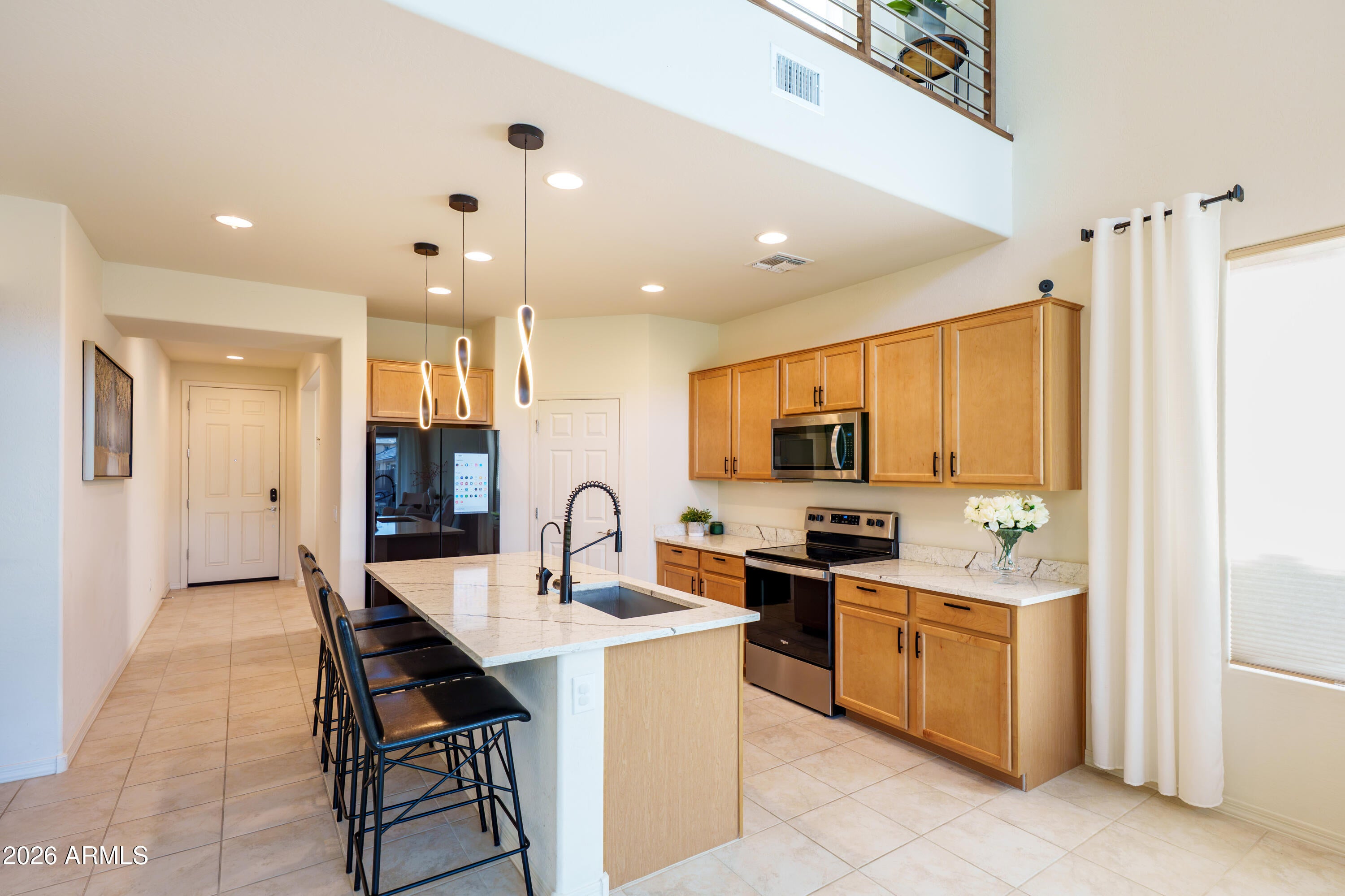 6946 W Gwen Street