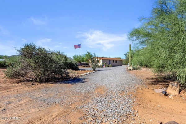 42011 N 3RD ST, PHOENIX, AZ 85086 - Image 10ec400fc5ce26b27d2d3aba931847ef/732664901