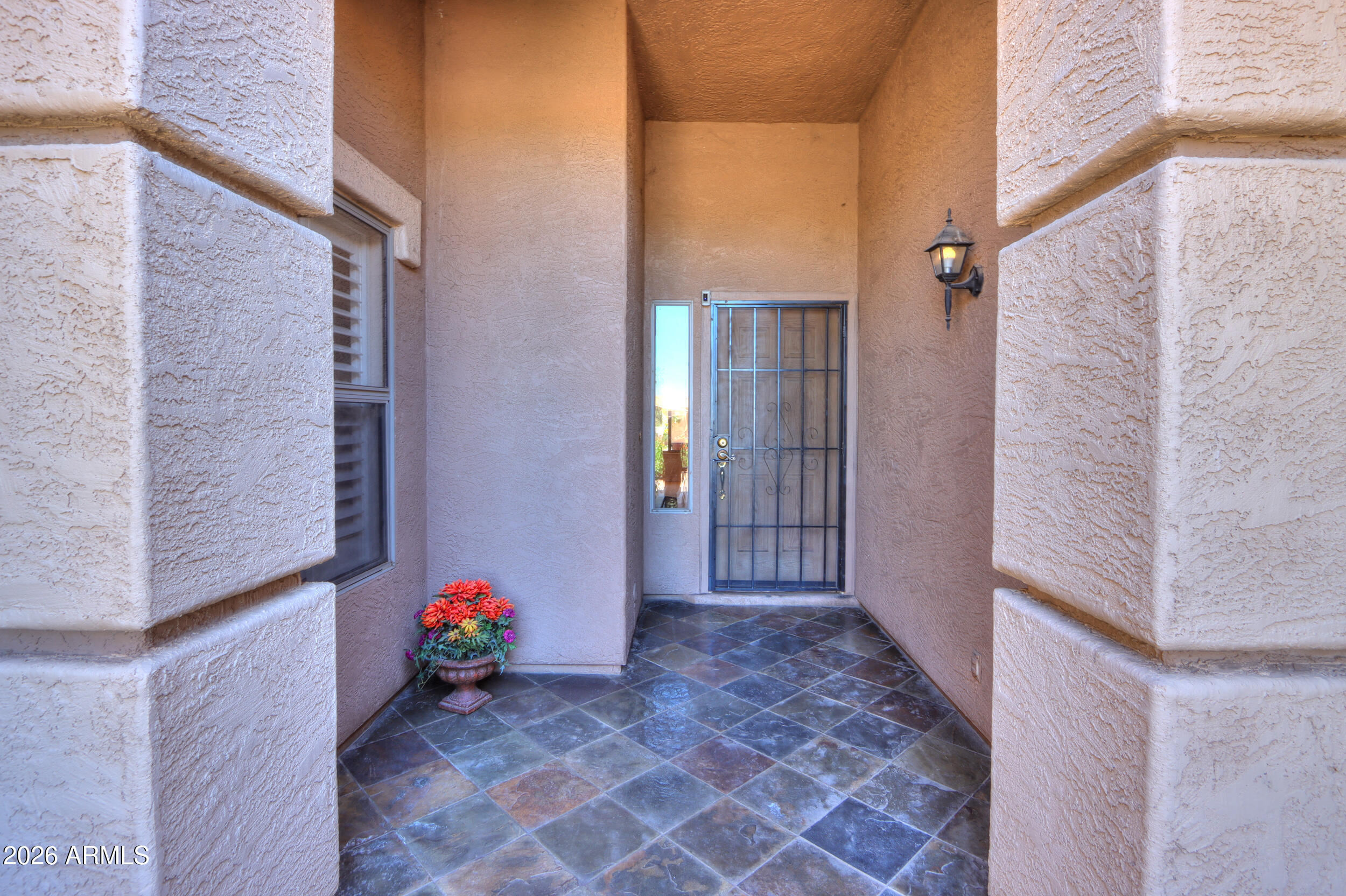 Properties 2 1813 E WILDHORSE Place