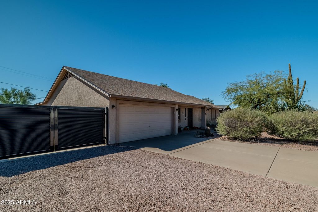 Photo of 841 E Granada Avenue, Apache Junction, AZ 85119 (MLS # 6928059)