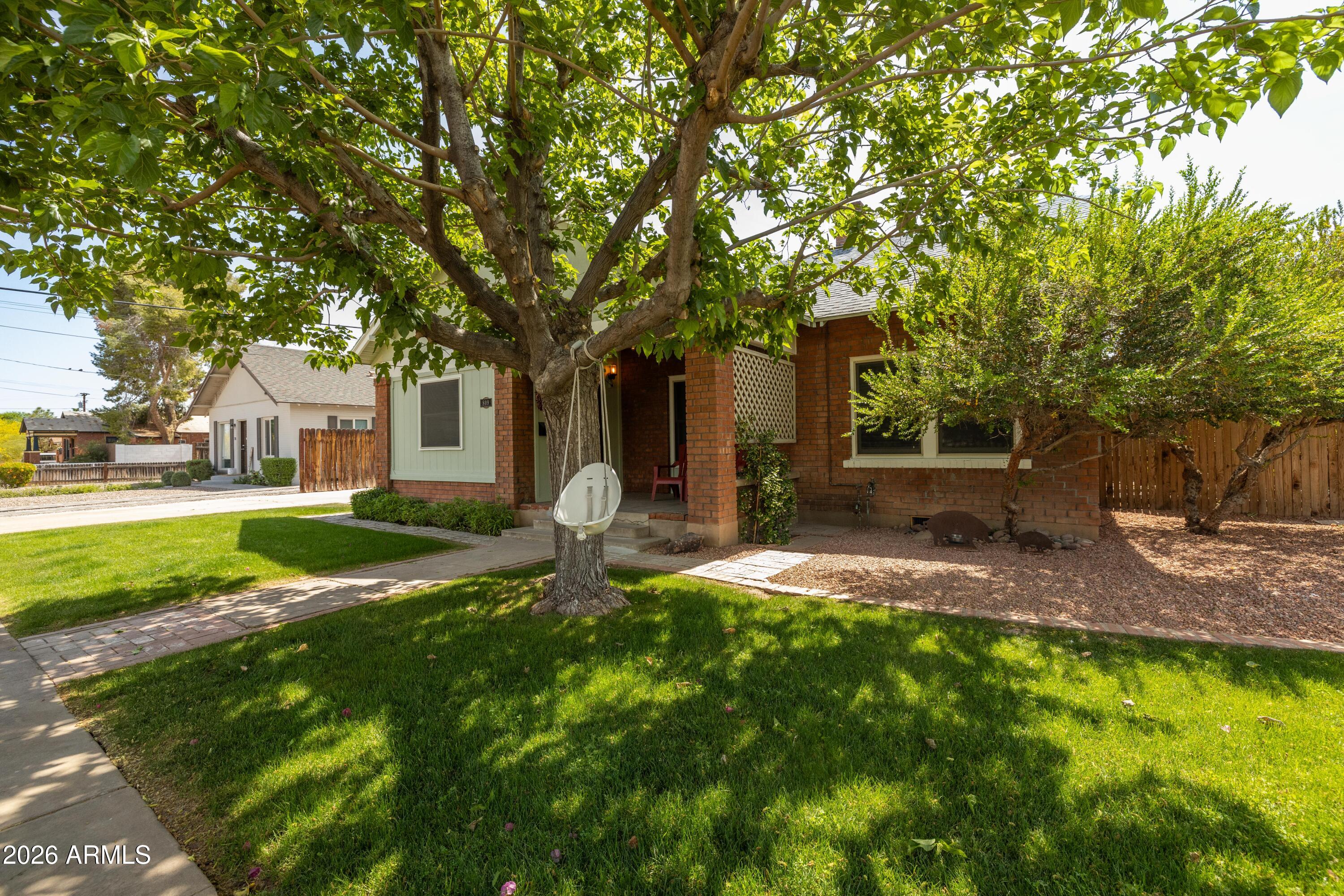 LEEPER BROWN PLACE - Residential