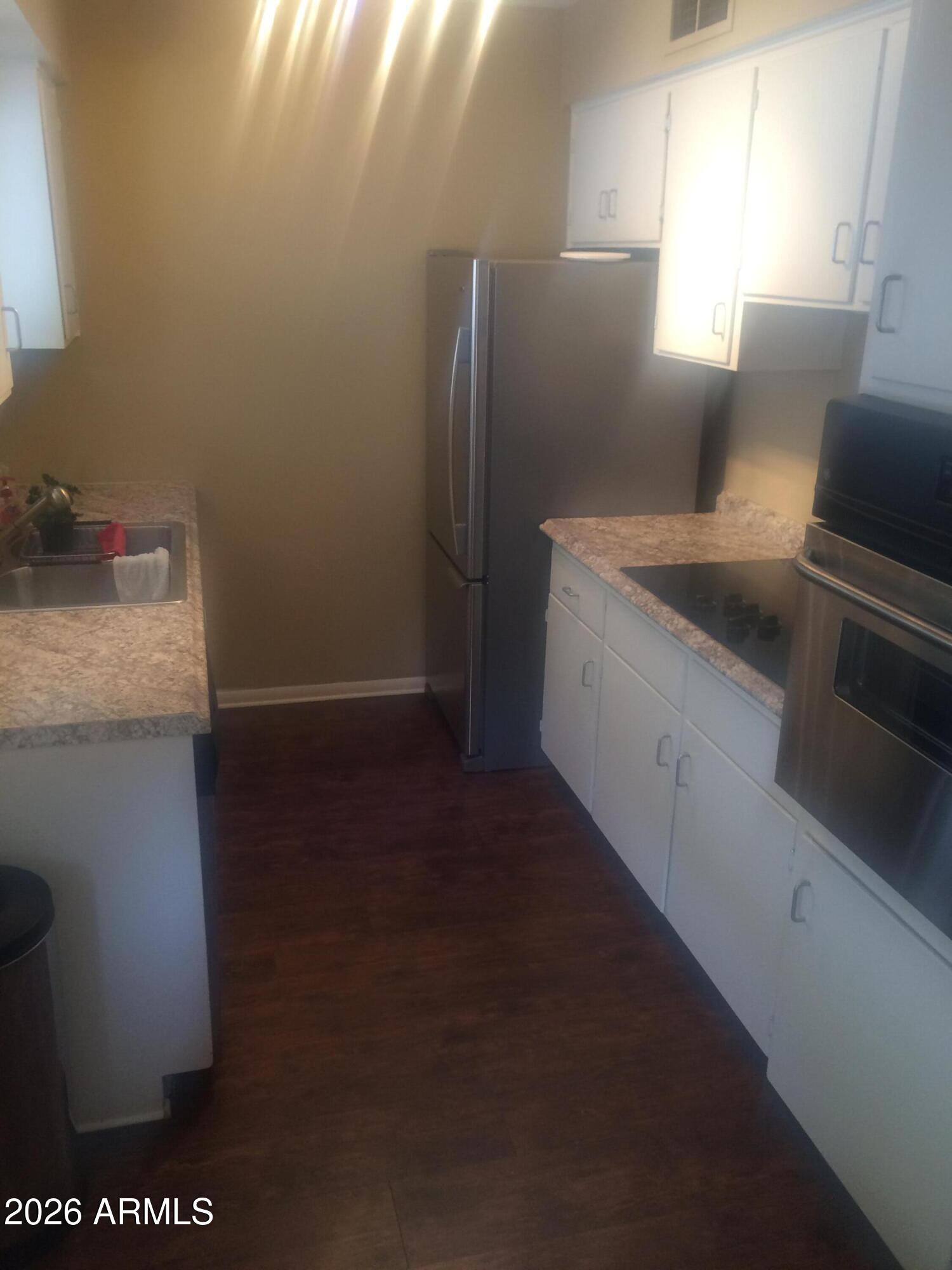 3517 E Montecito Avenue