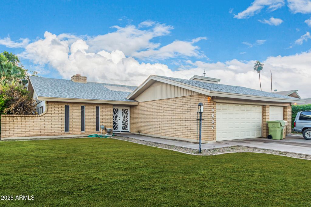 Photo of 4627 W Lane Avenue, Glendale, AZ 85301 (MLS # 6951873)