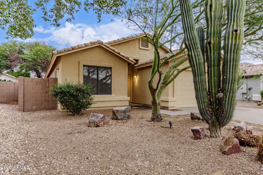 Photo of 10336 E Crescent Avenue, Mesa, AZ 85208 (MLS # 6932309)