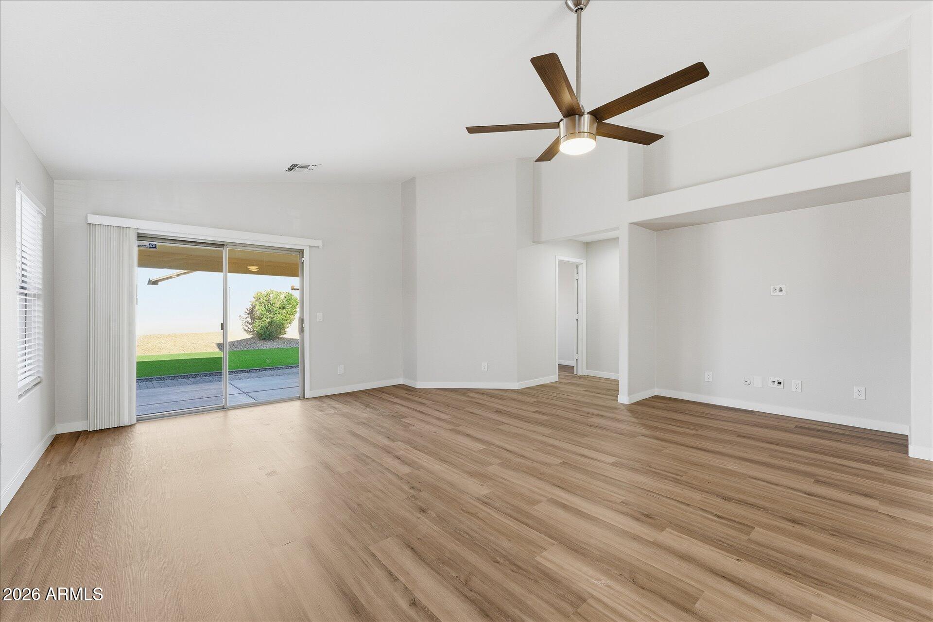 10336 E CRESCENT Avenue