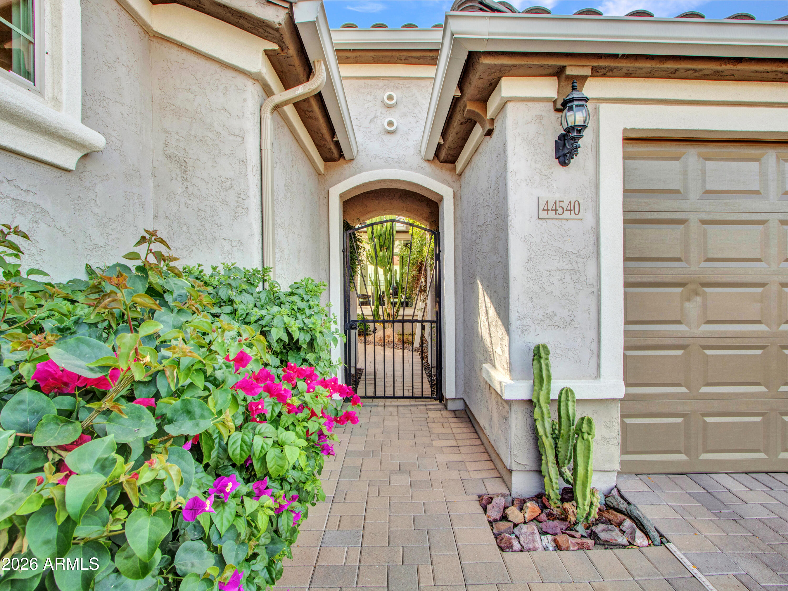 44540 N SONORAN ARROYO Lane