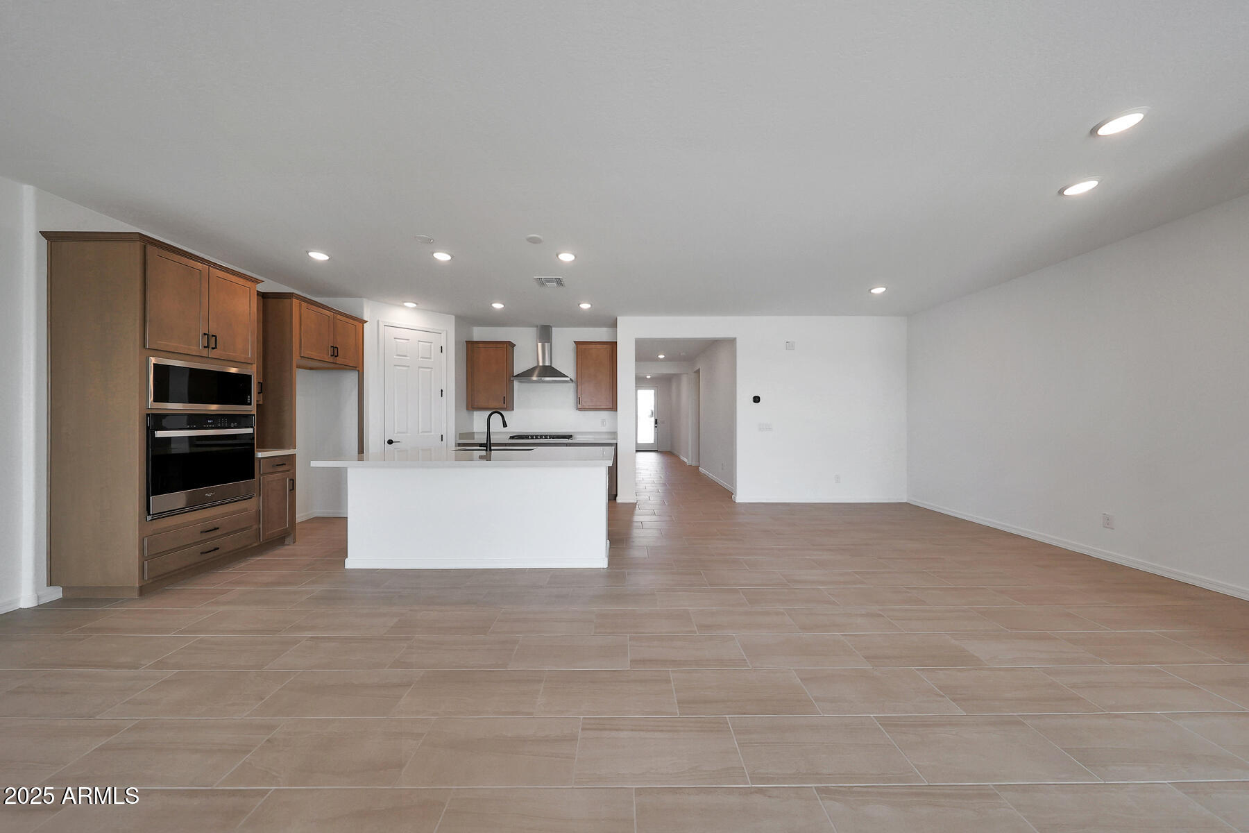 779 W Riparian Drive