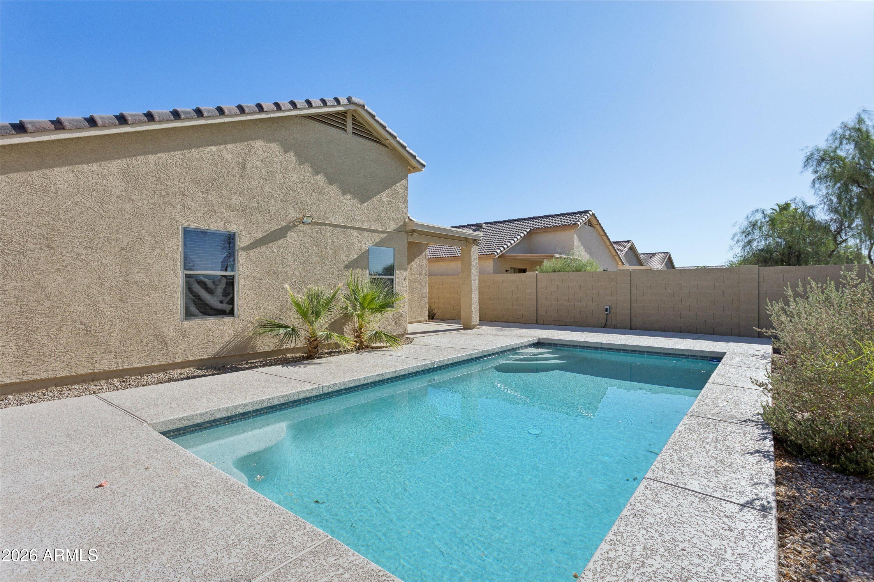 1114 E PEDRO Road