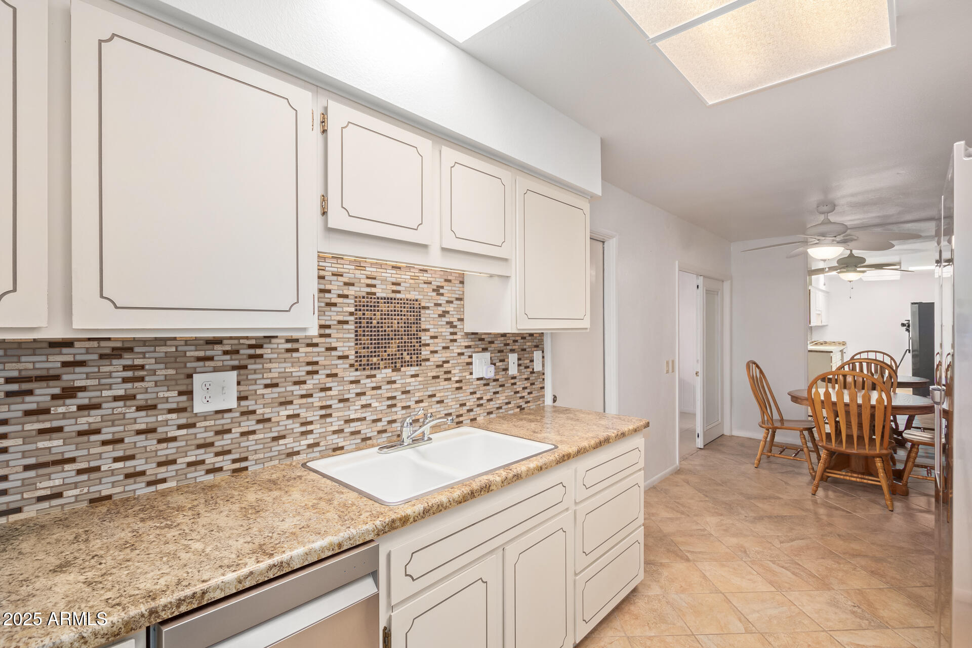 10050 W LANCASTER Drive