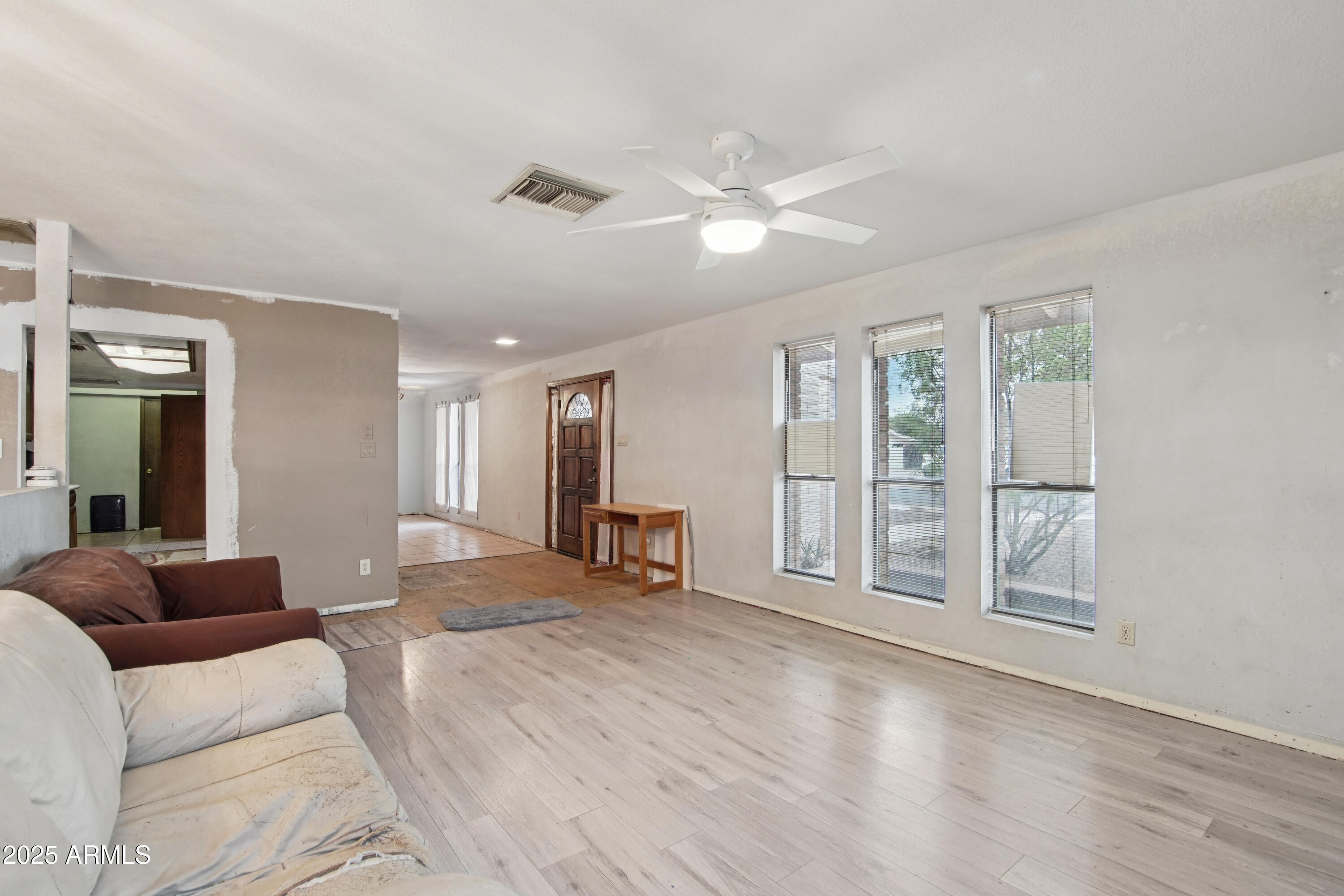 2435 E EVERGREEN Street