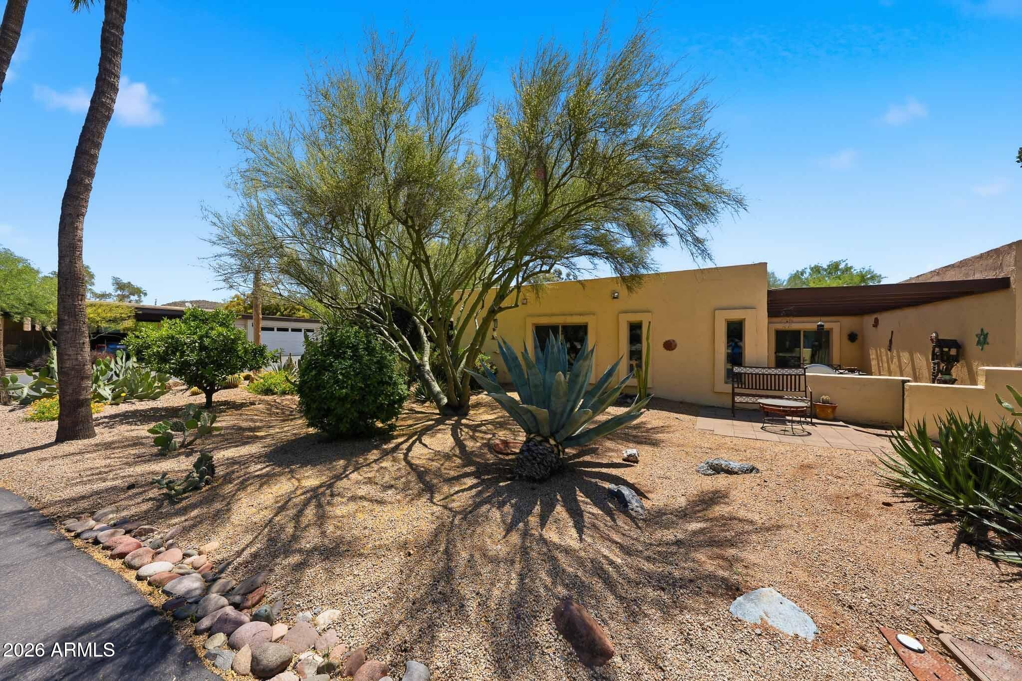 RANCHO MANANA TENNIS VILLAS CONDONMINIUM - Residential