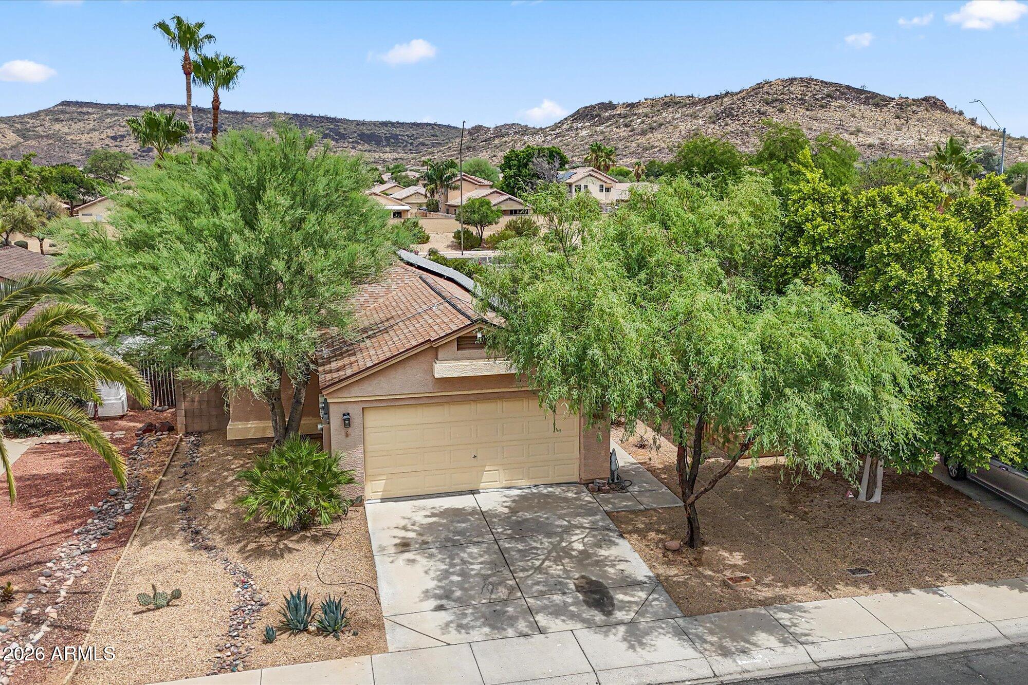 4052 W VILLA LINDA Drive