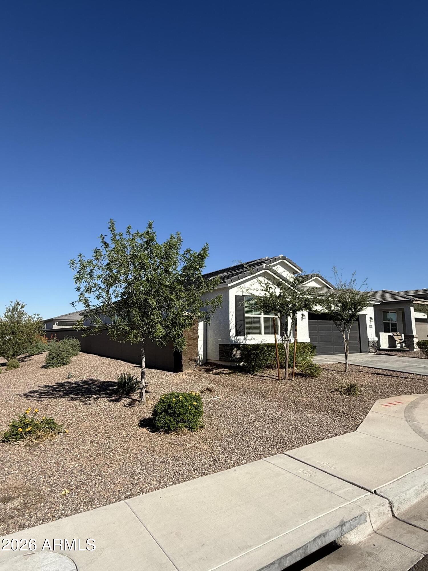 4924 S 104TH Drive