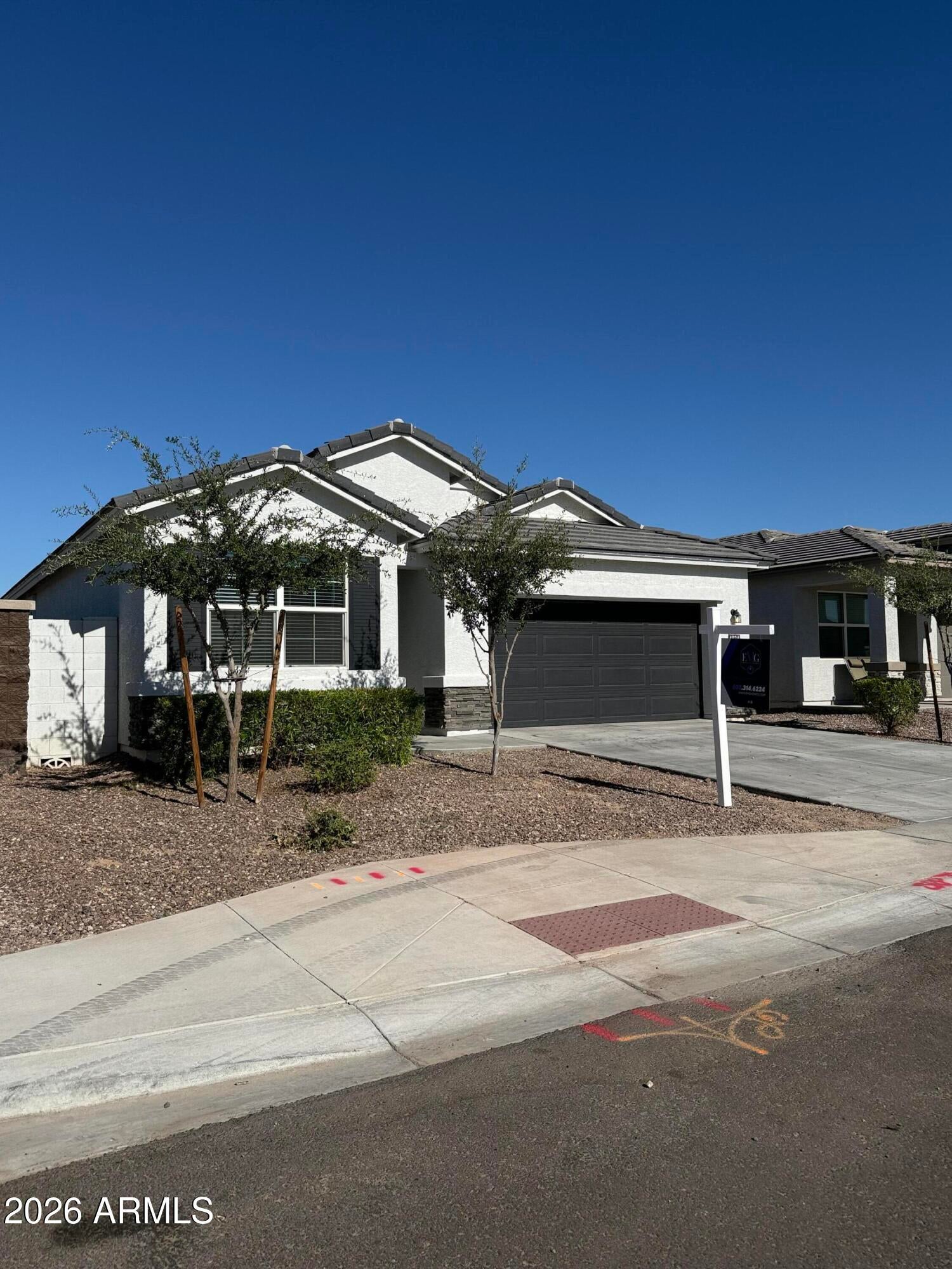 4924 S 104TH Drive