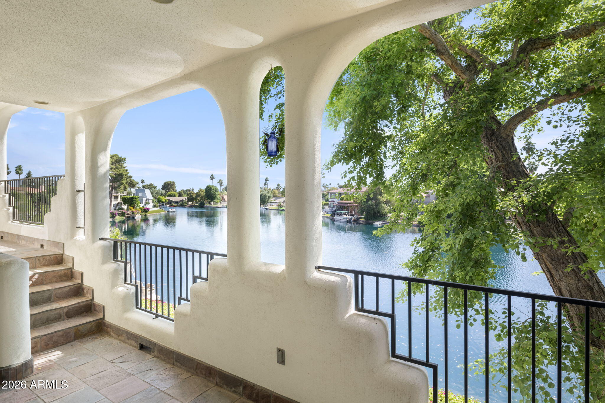1053 E SANDPIPER Drive