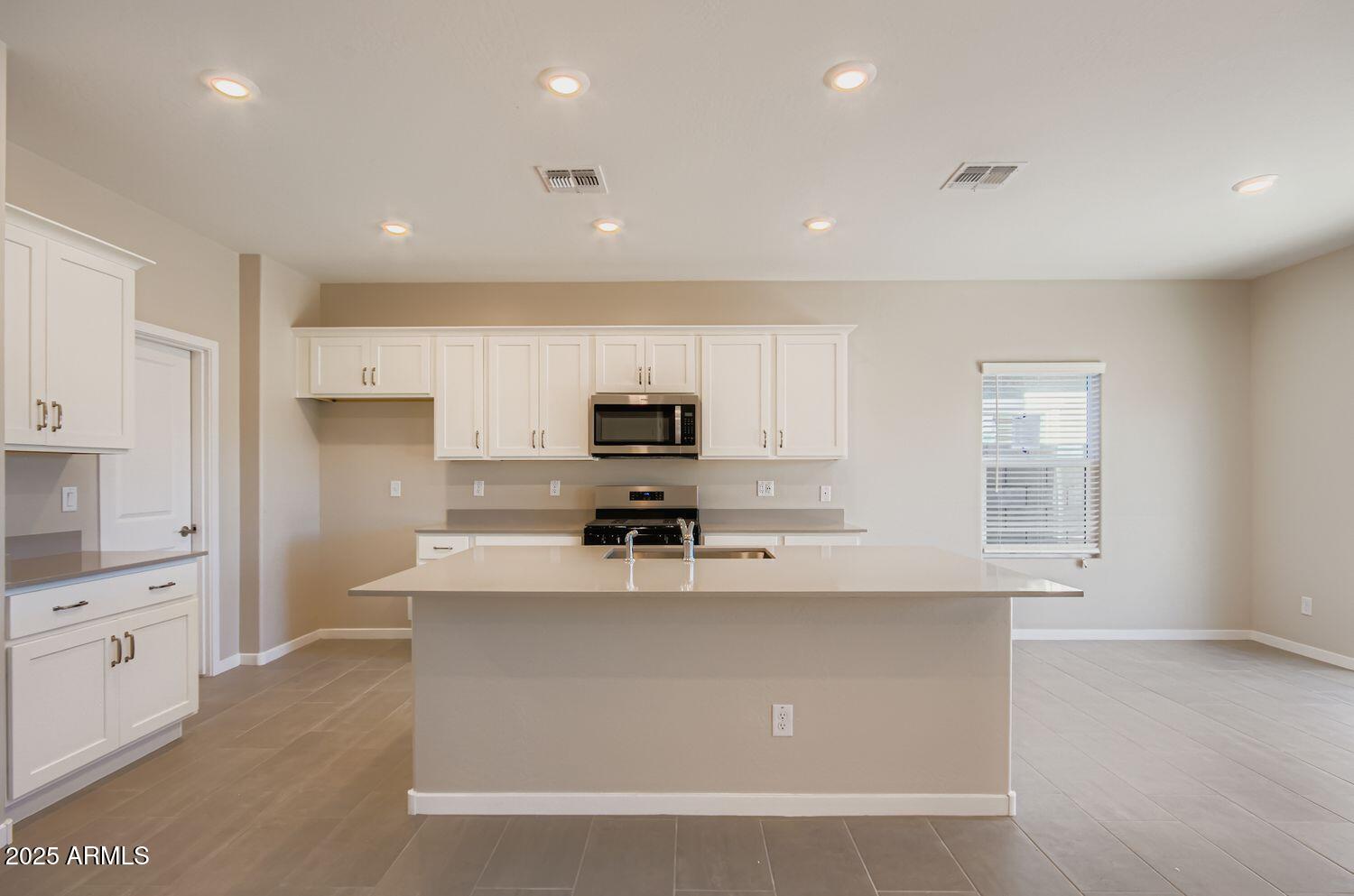 18939 N AVELINO Drive