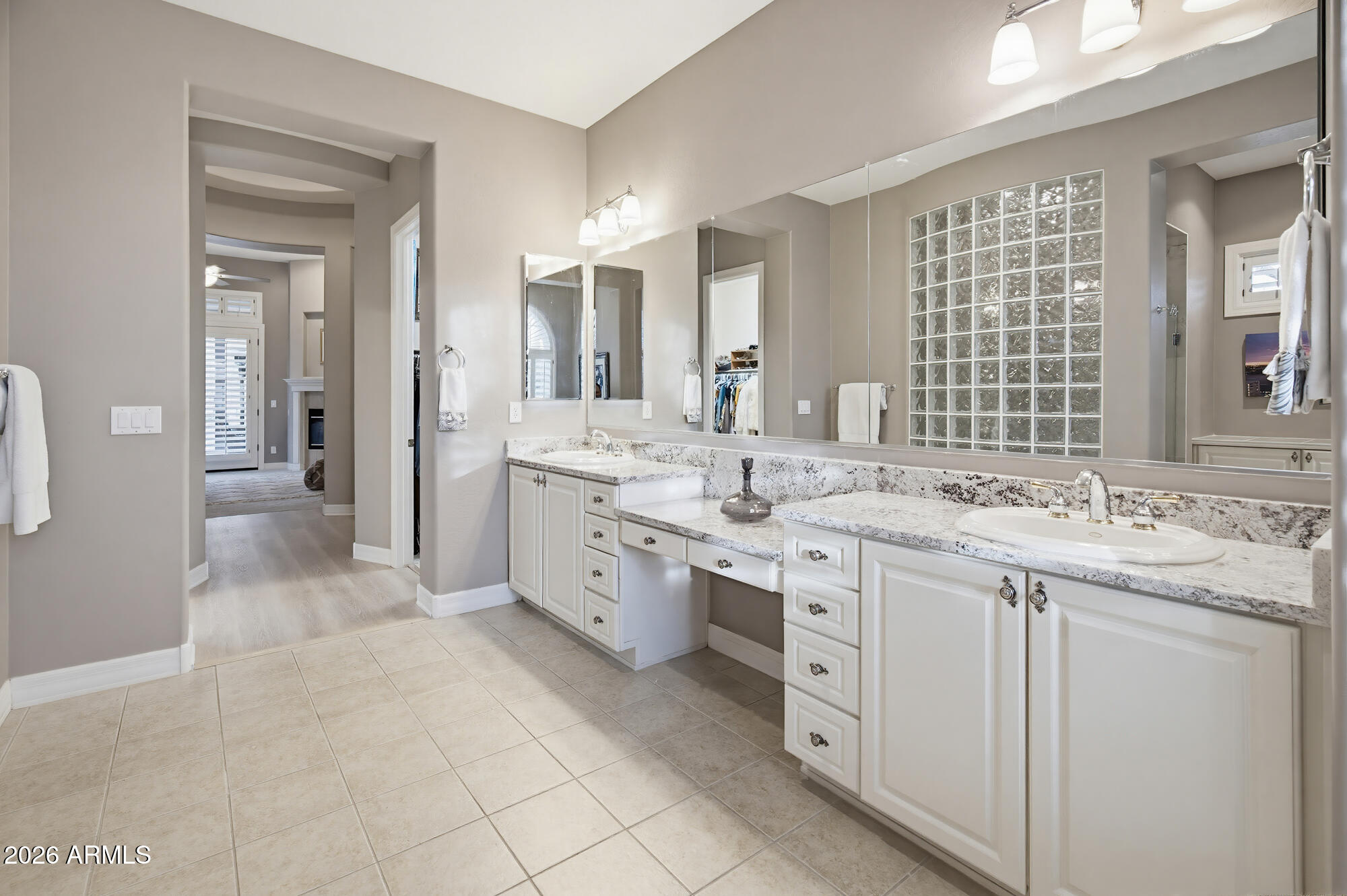 ANTHEM COUNTRY CLUB - Residential