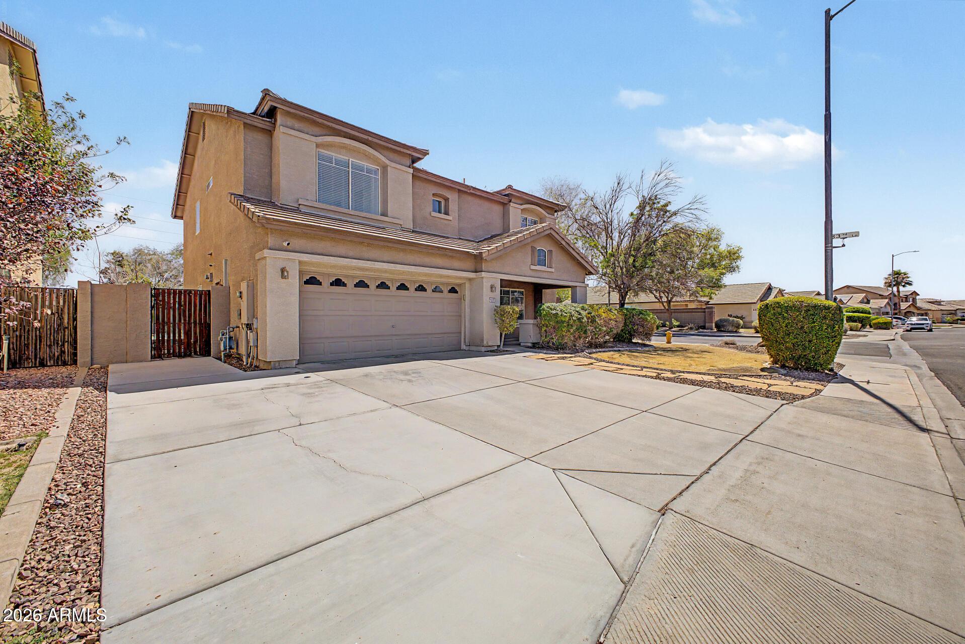 8345 W PONTIAC Drive