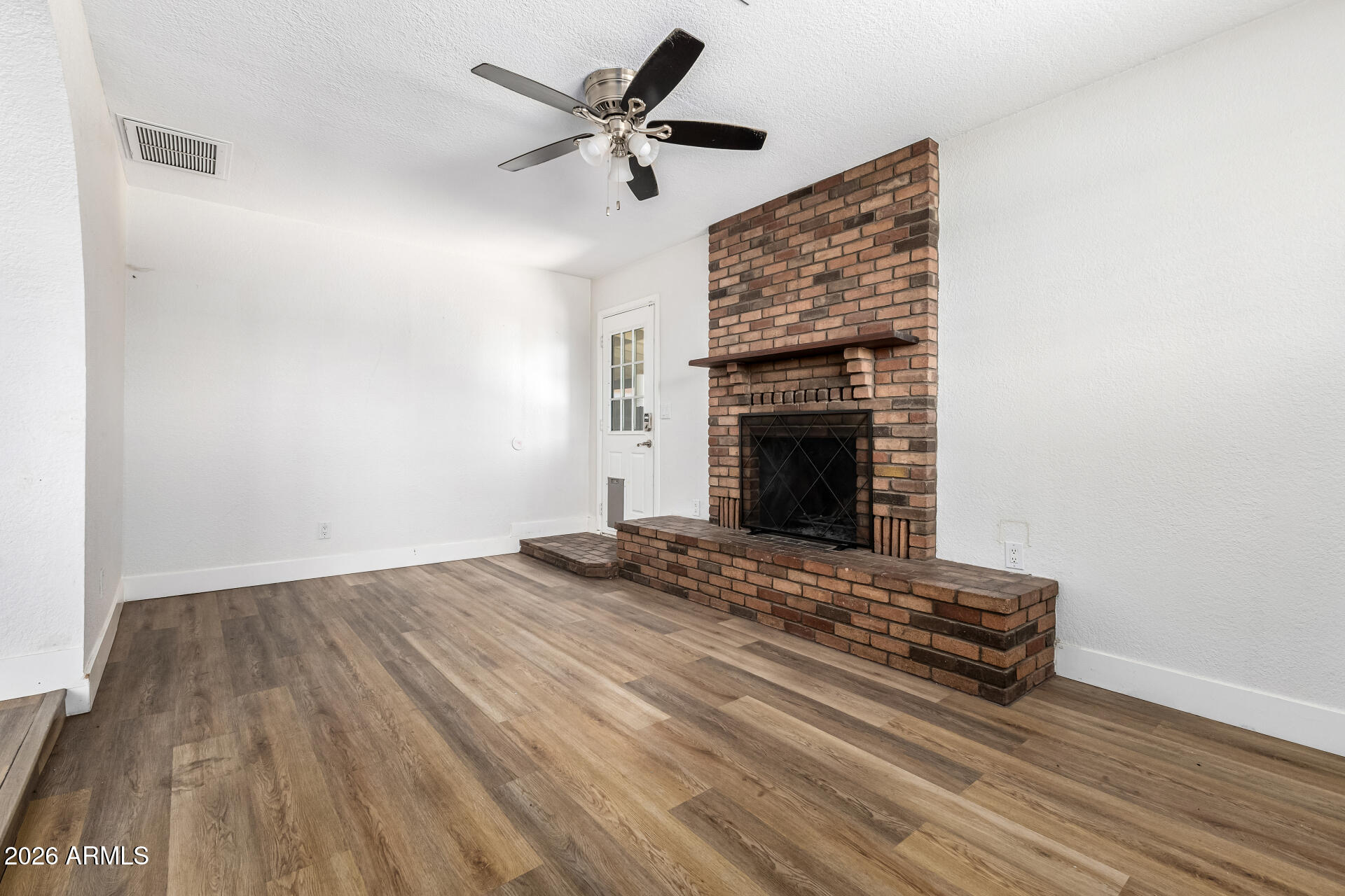 9034 E MARGUERITE Avenue