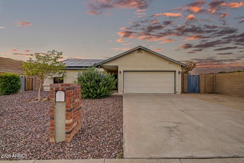 Photo of 4808 W Mcrae Way, Glendale, AZ 85308 (MLS # 7075529)