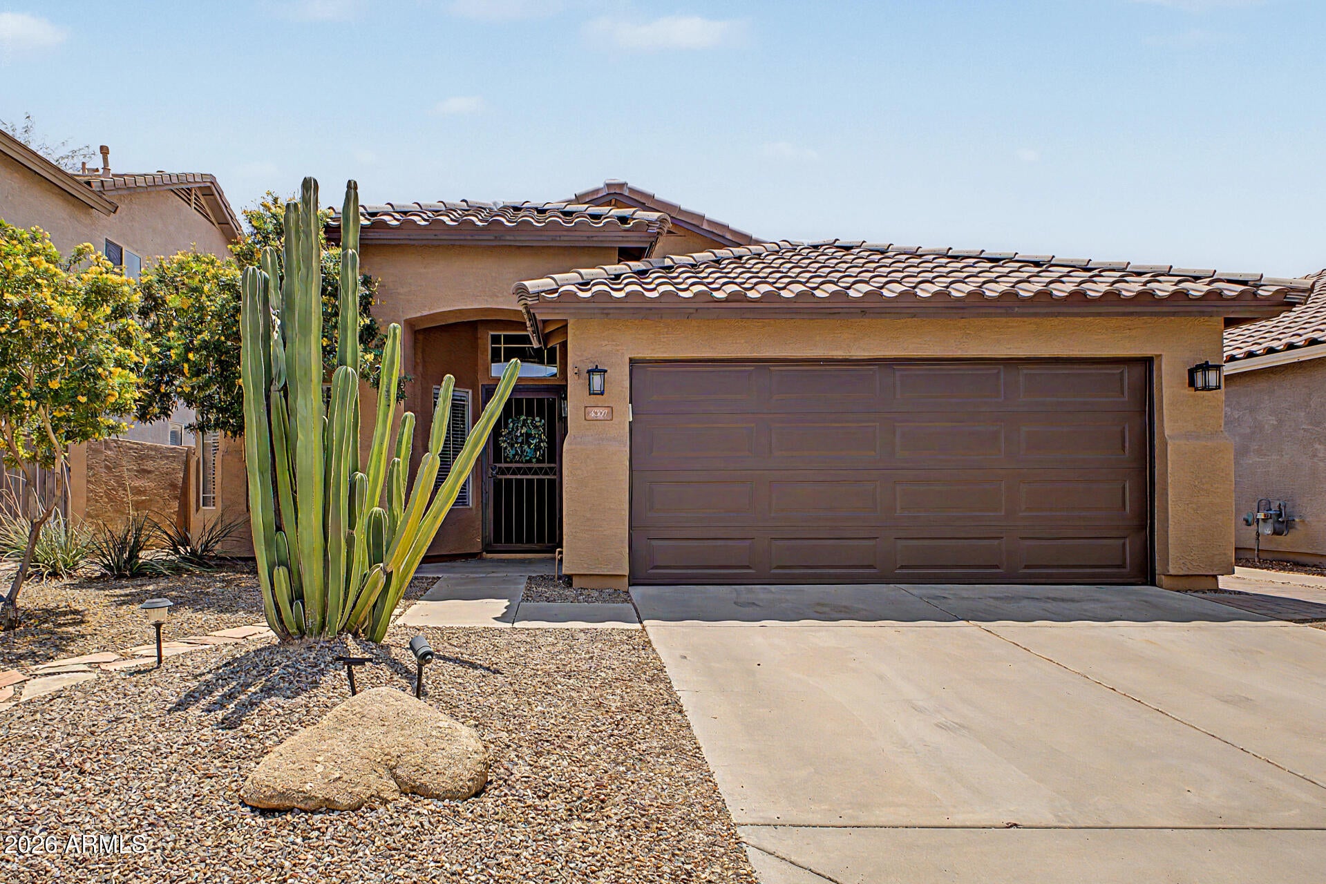 4327 E Tether Trail