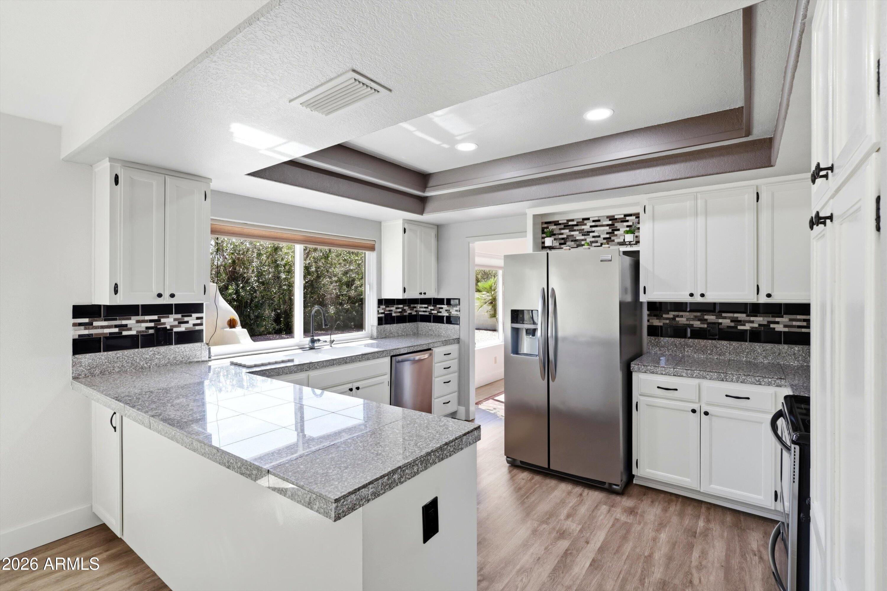 2629 E LOCKWOOD Street