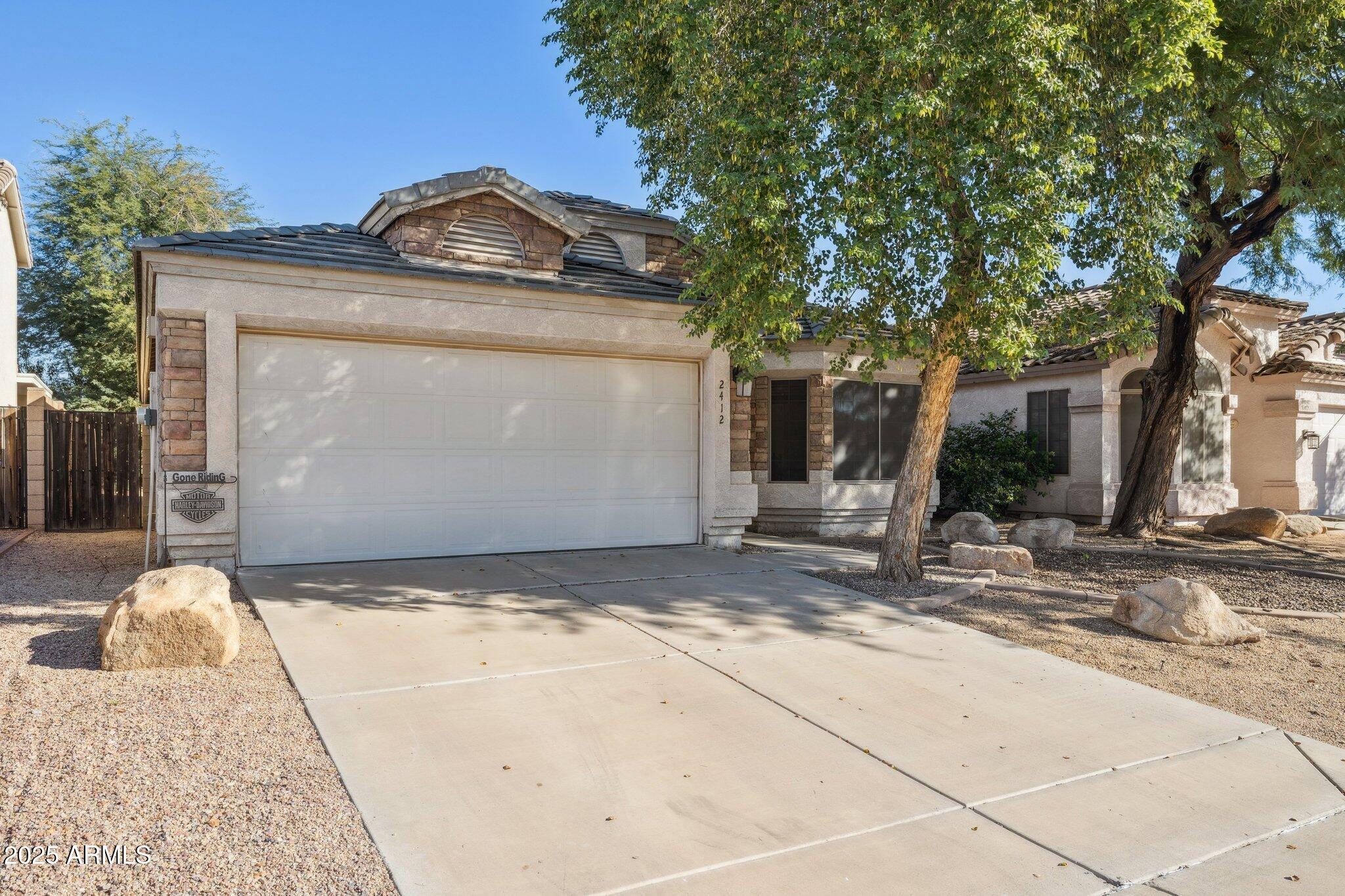 Homes for Sale in Queen Creek Arizona 1 2412 E ROSEMONTE Drive