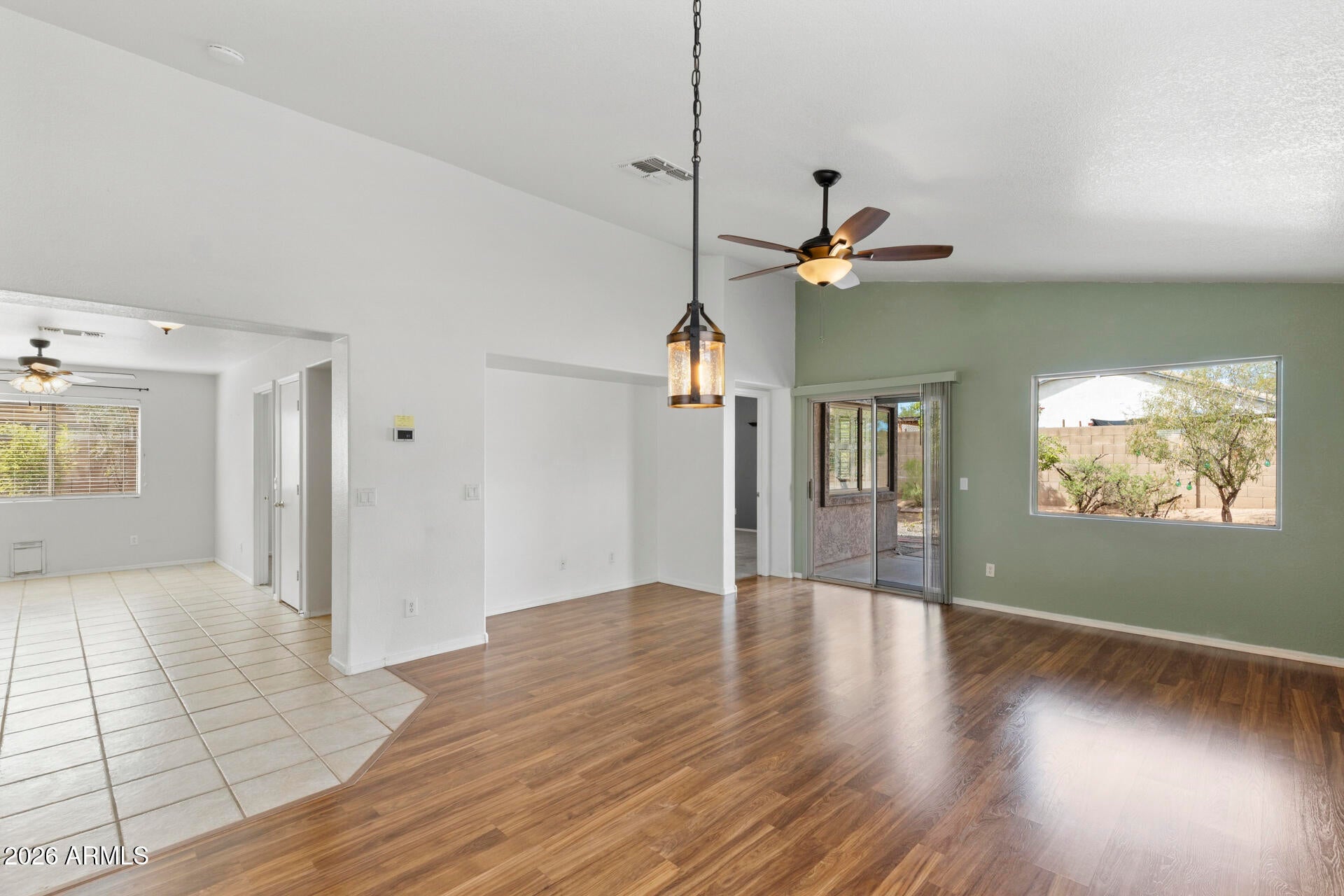10126 E OBISPO Avenue