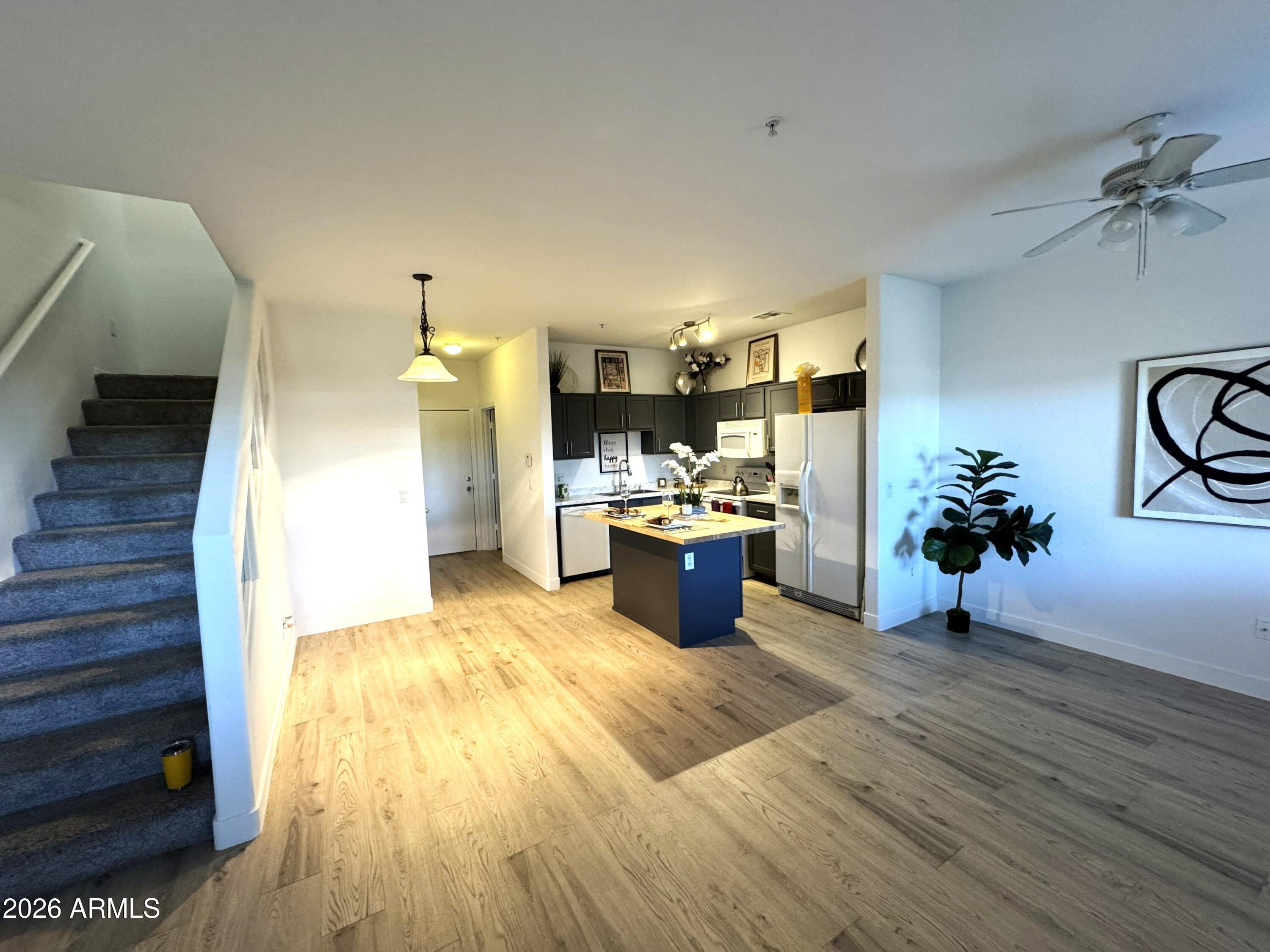 1718 W COLTER Street 110